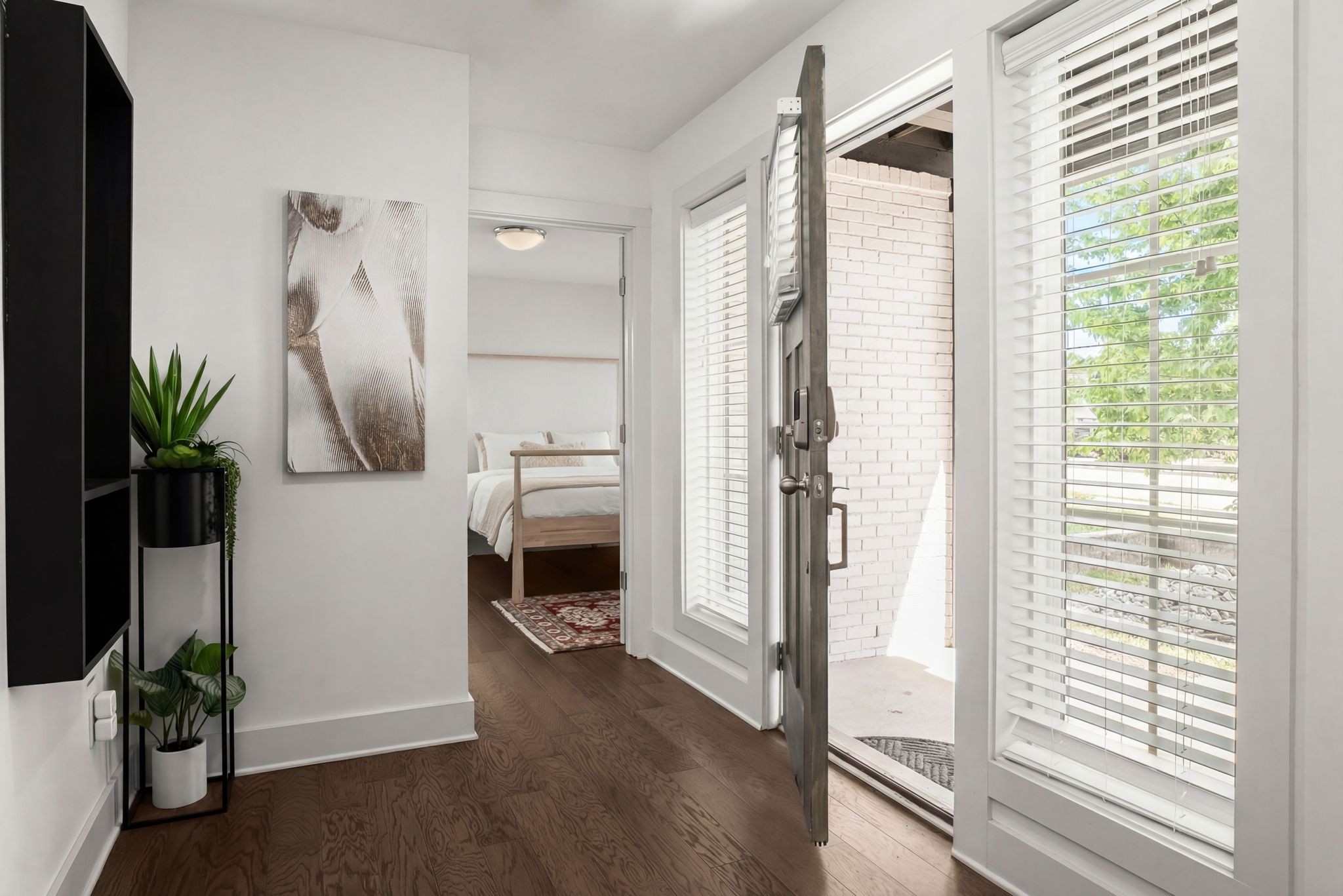 2021 Beech Ave Unit: 1