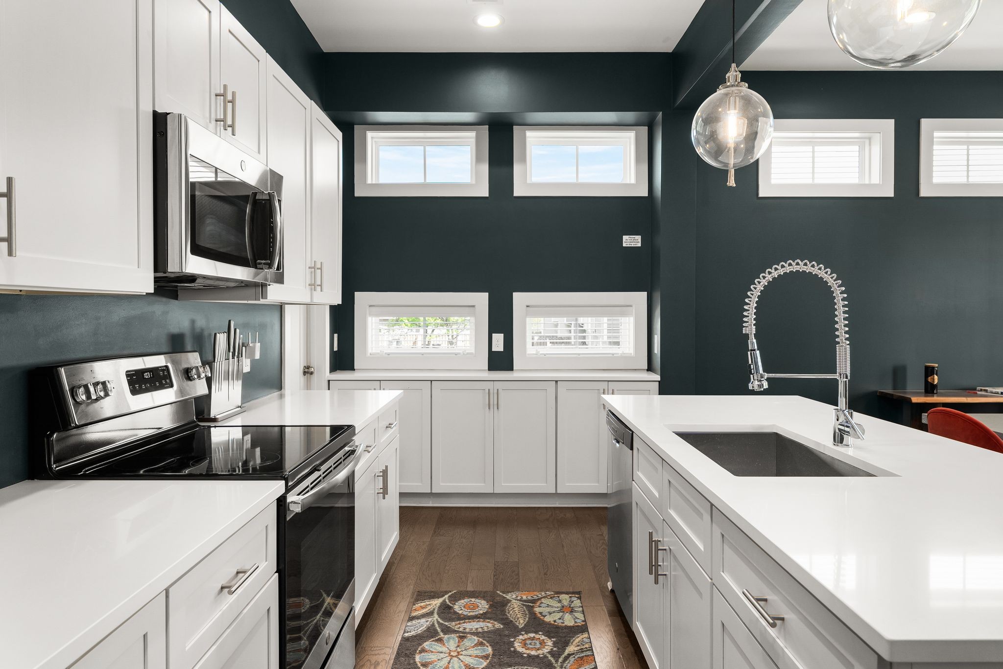 2021 Beech Ave Unit: 1