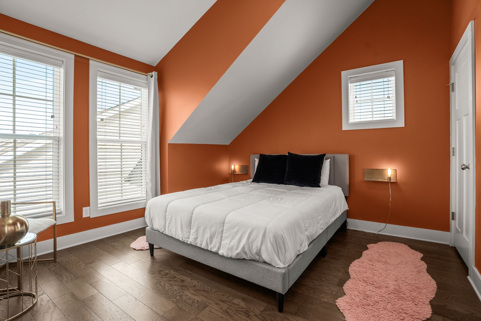 2021 Beech Ave Unit: 1