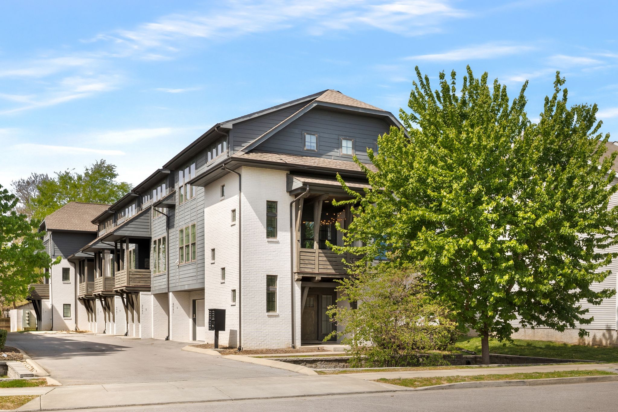 2021 Beech Ave Unit: 1