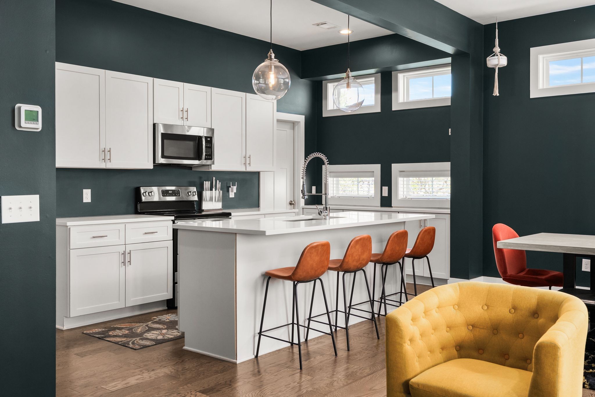 2021 Beech Ave Unit: 1