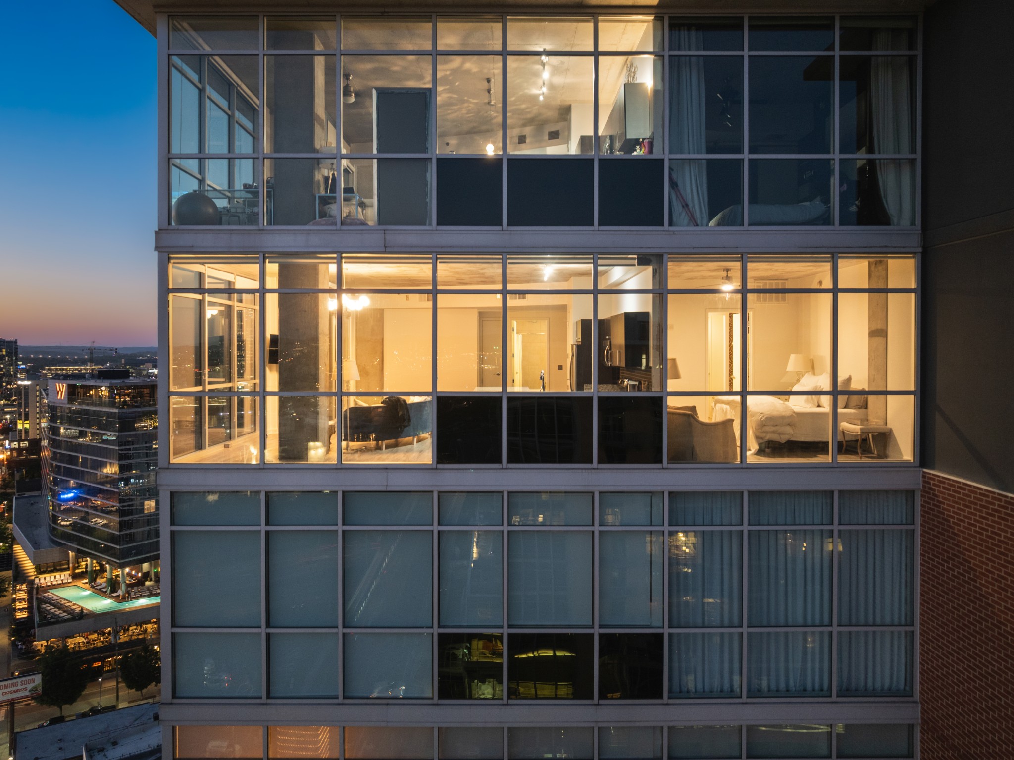 600 12th Ave, S Unit: 2000