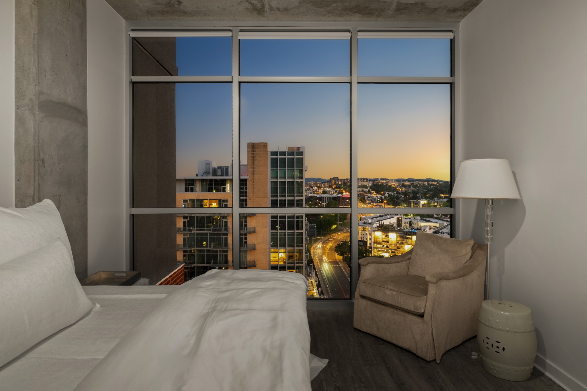 600 12th Ave, S Unit: 2000