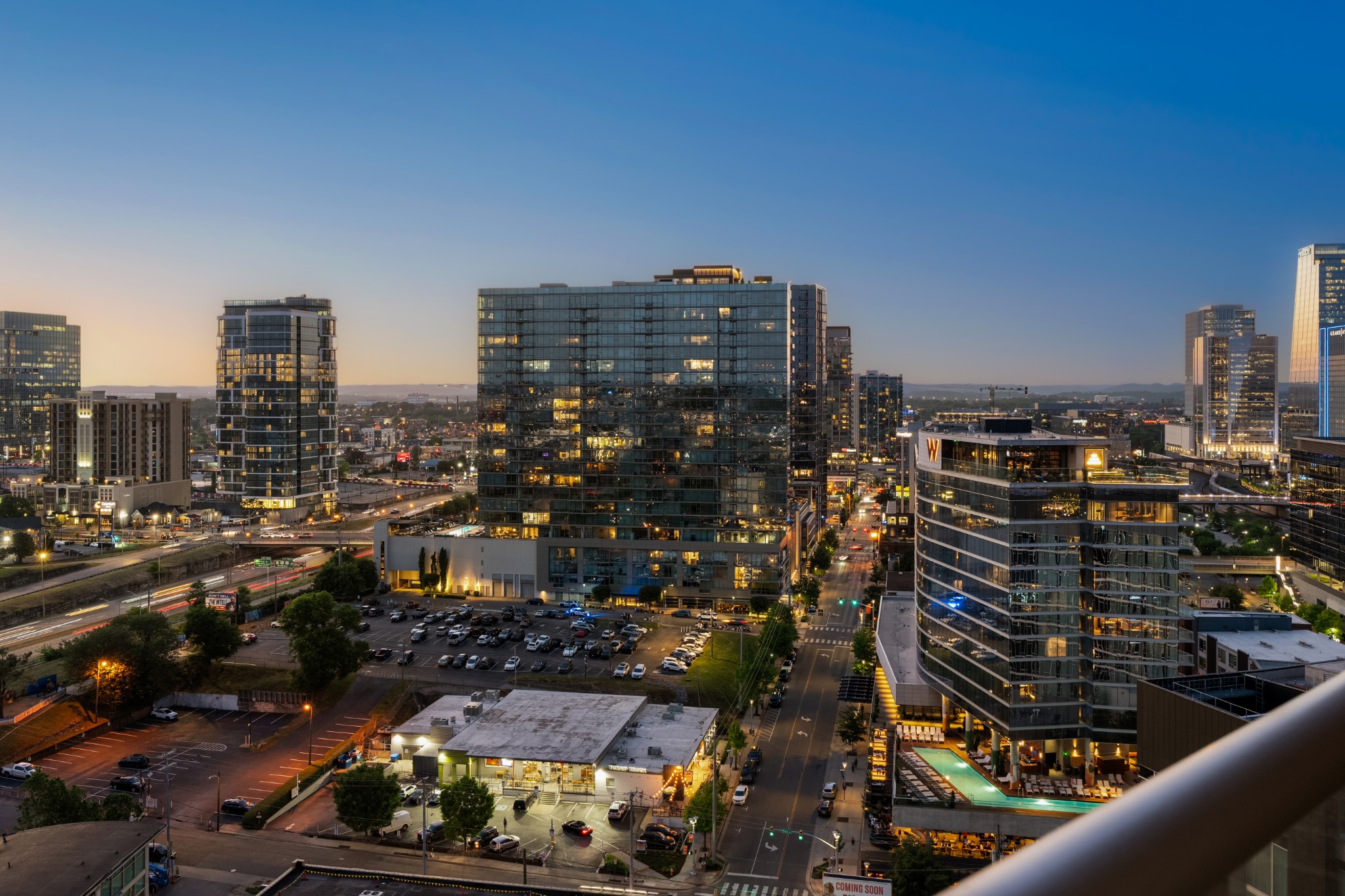 600 12th Ave, S Unit: 2000