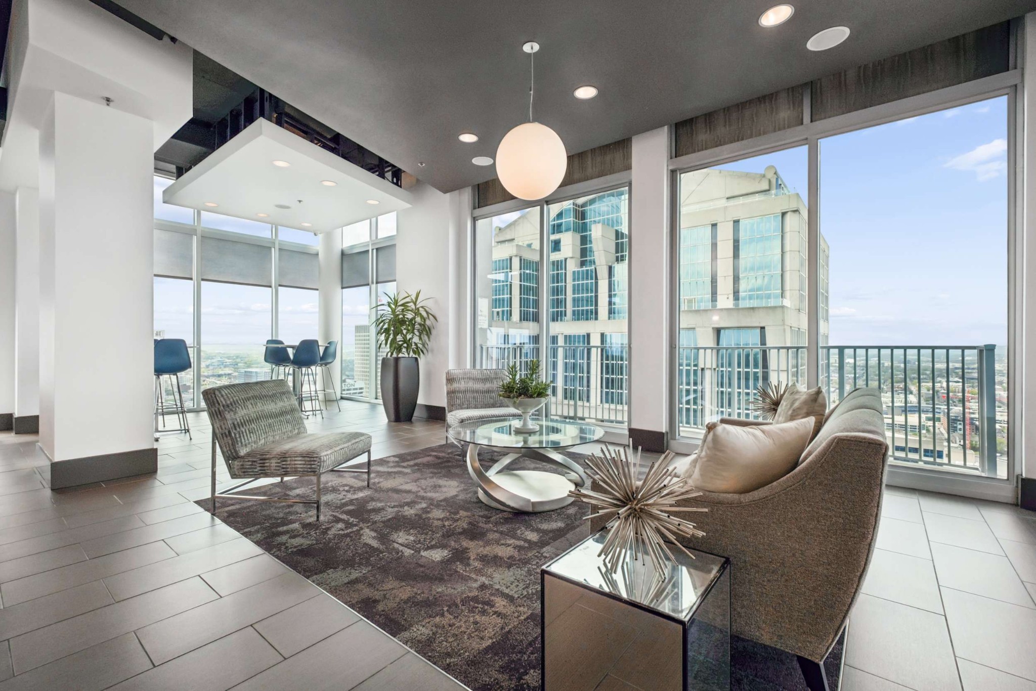 415 Church St Unit: 2907