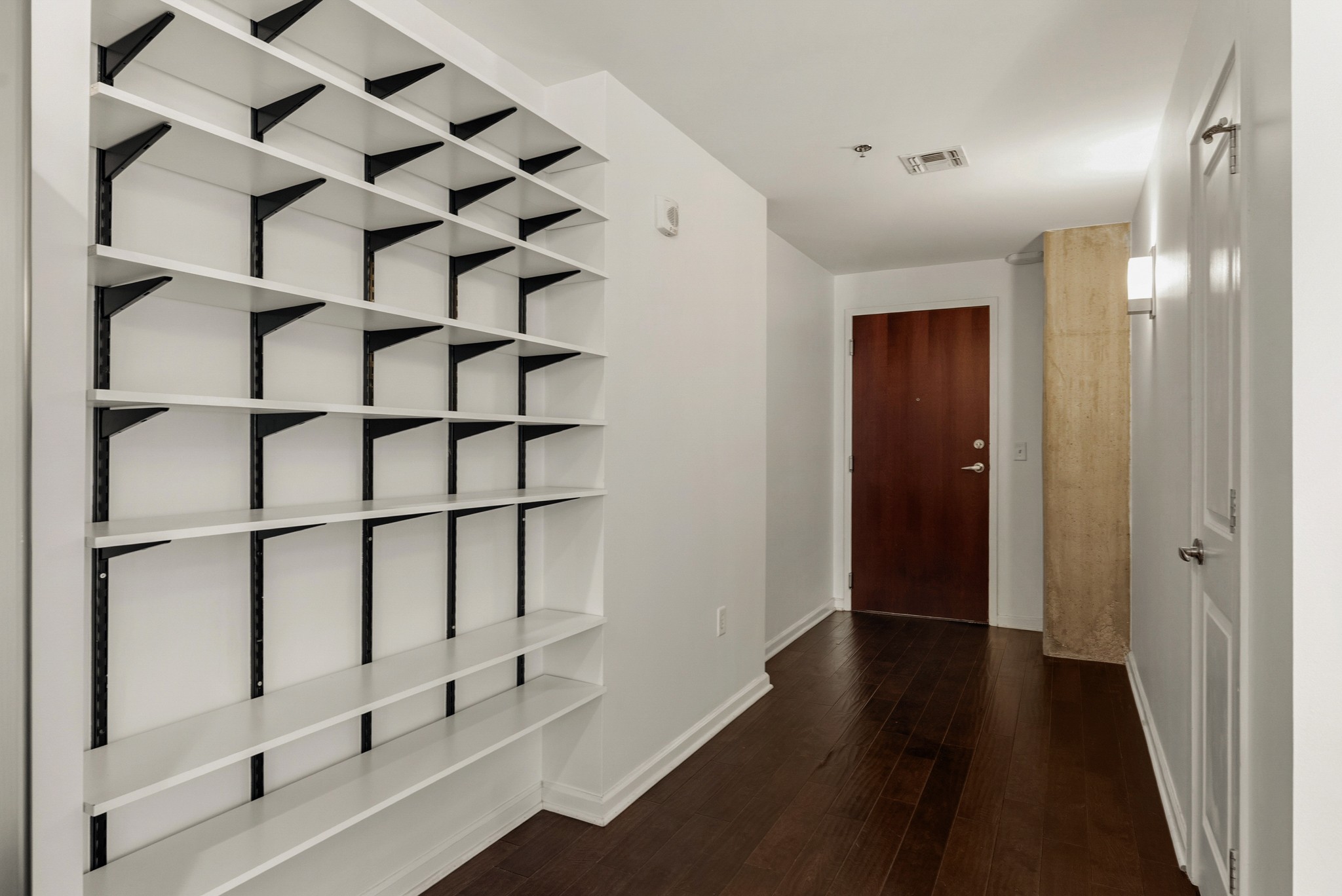 415 Church St Unit: 2907