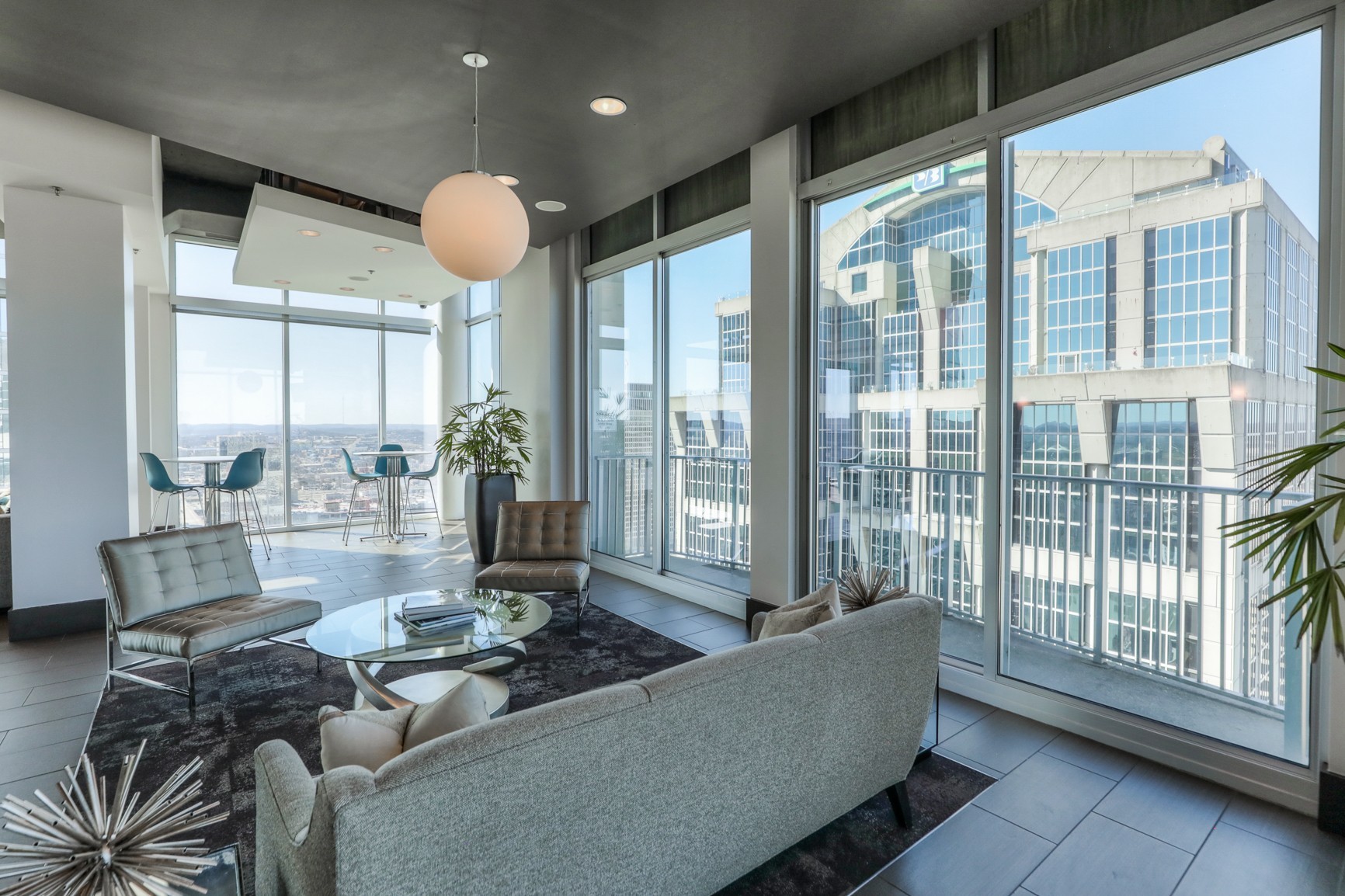 415 Church St Unit: 2907
