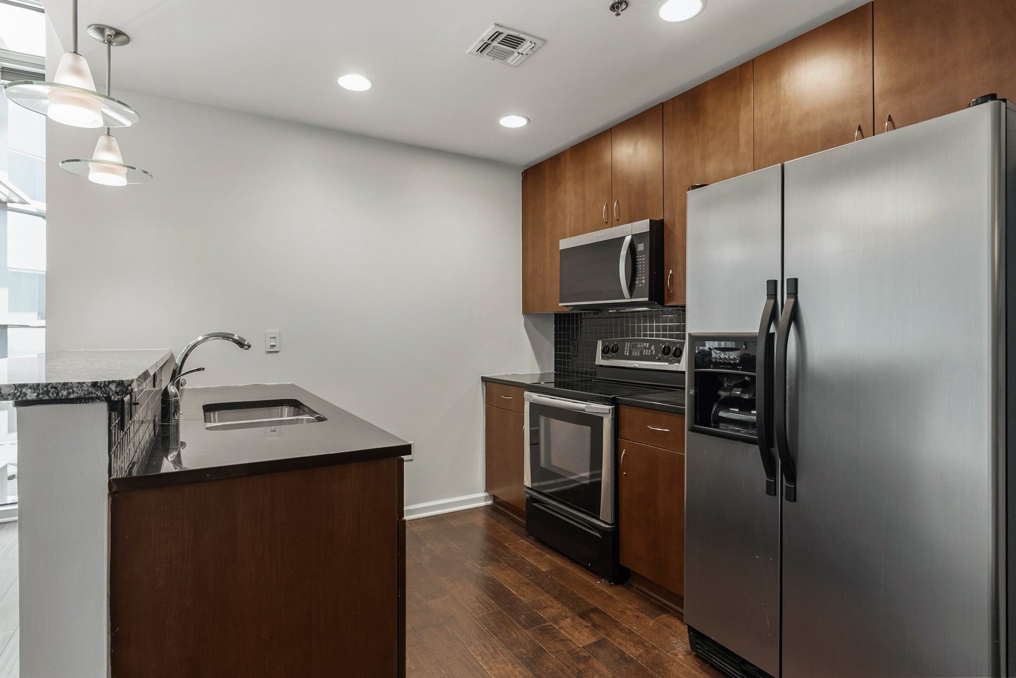 415 Church St Unit: 2907