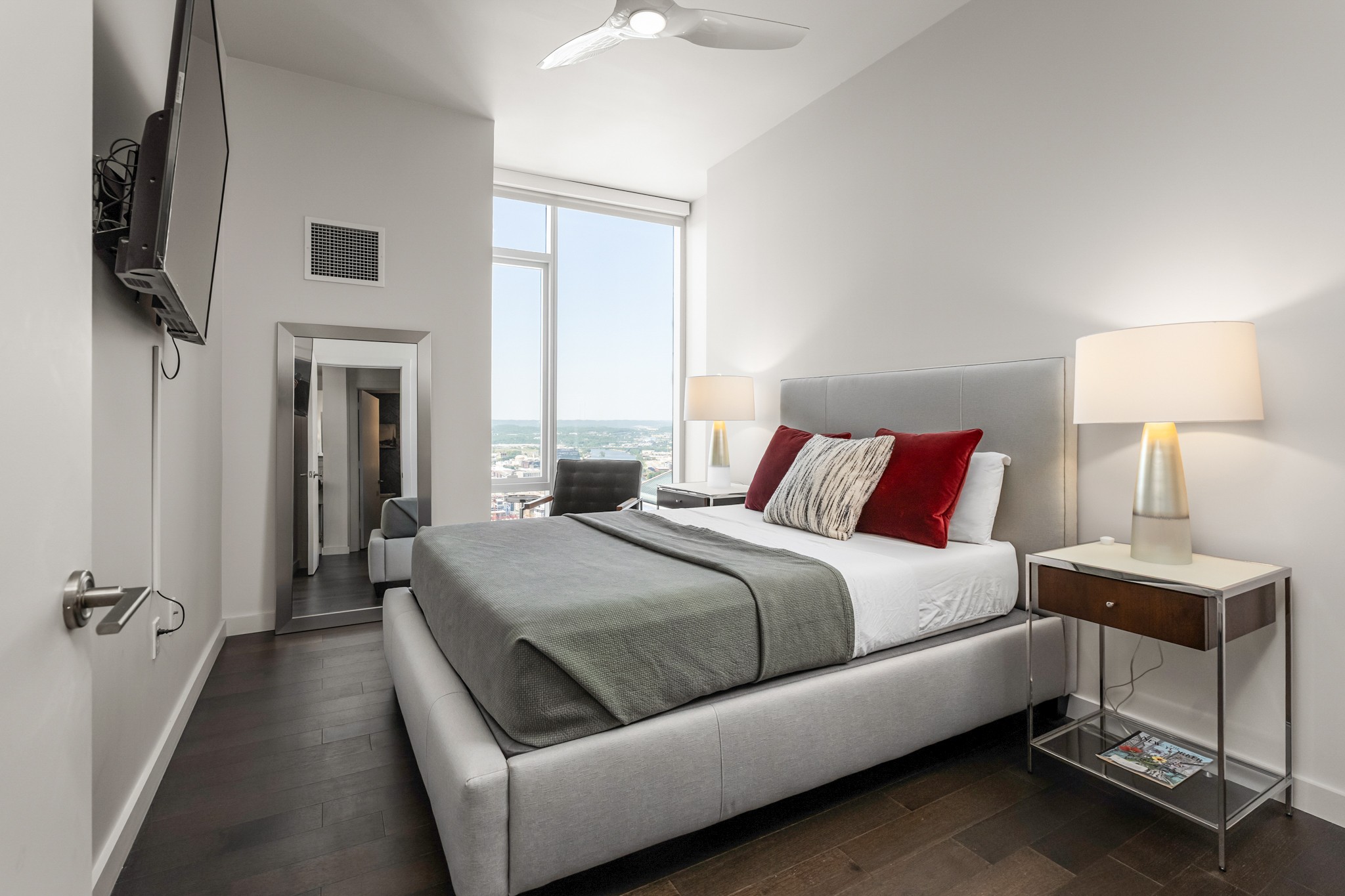 515 Church St Unit: 4101