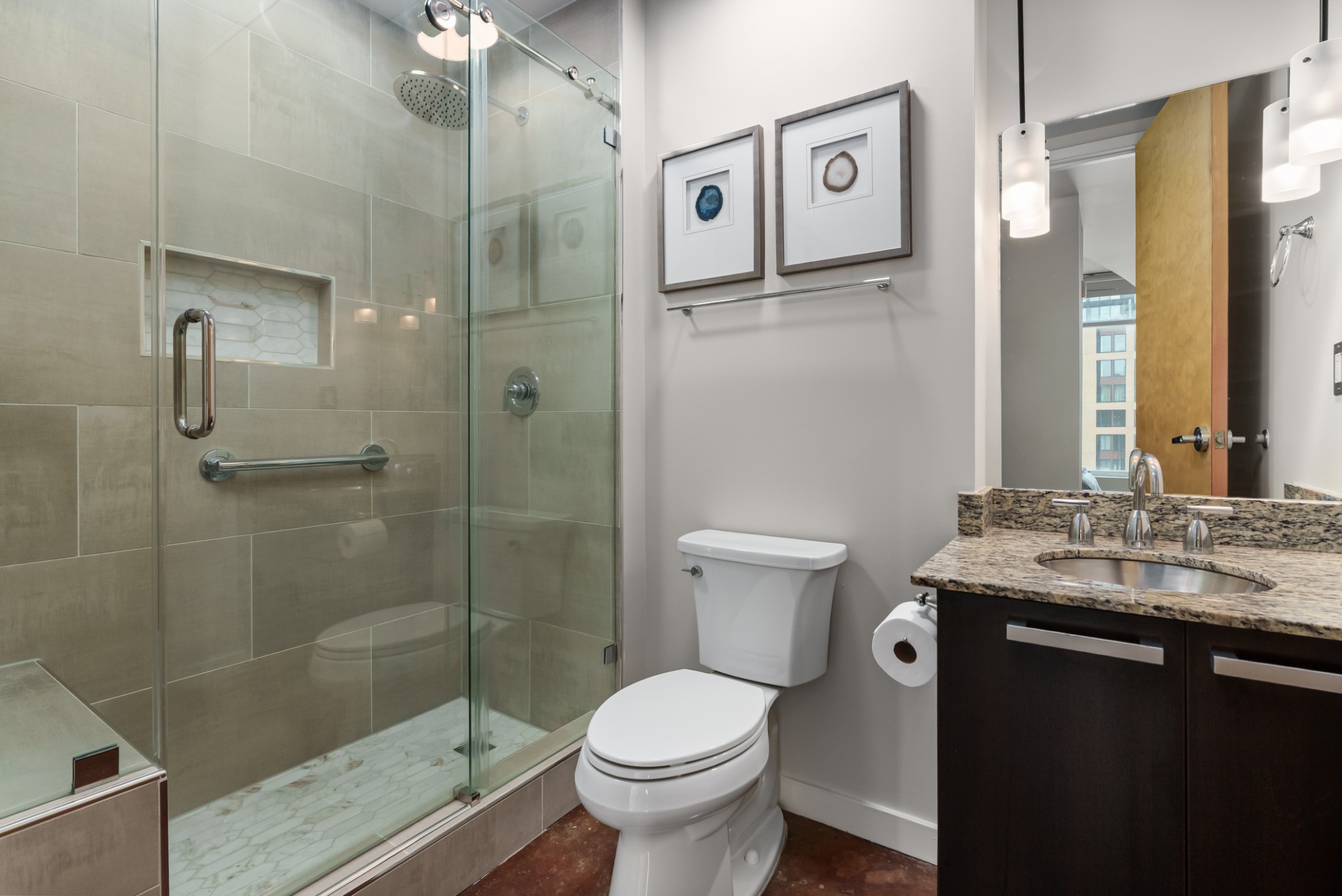 600 12th Ave, S Unit: 607