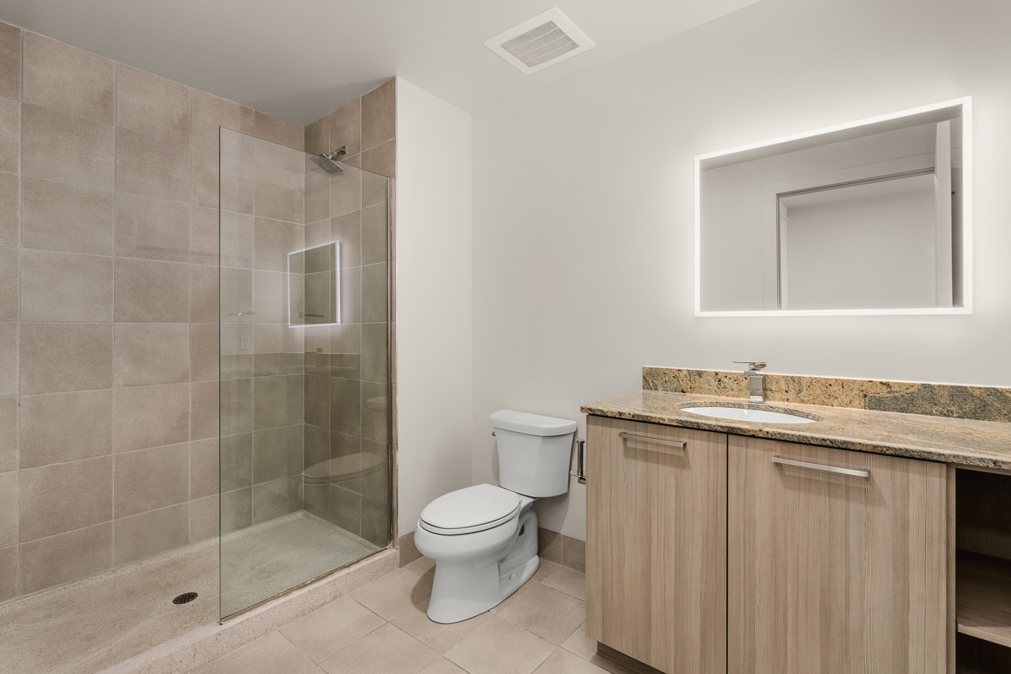 515 Church St Unit: 3010