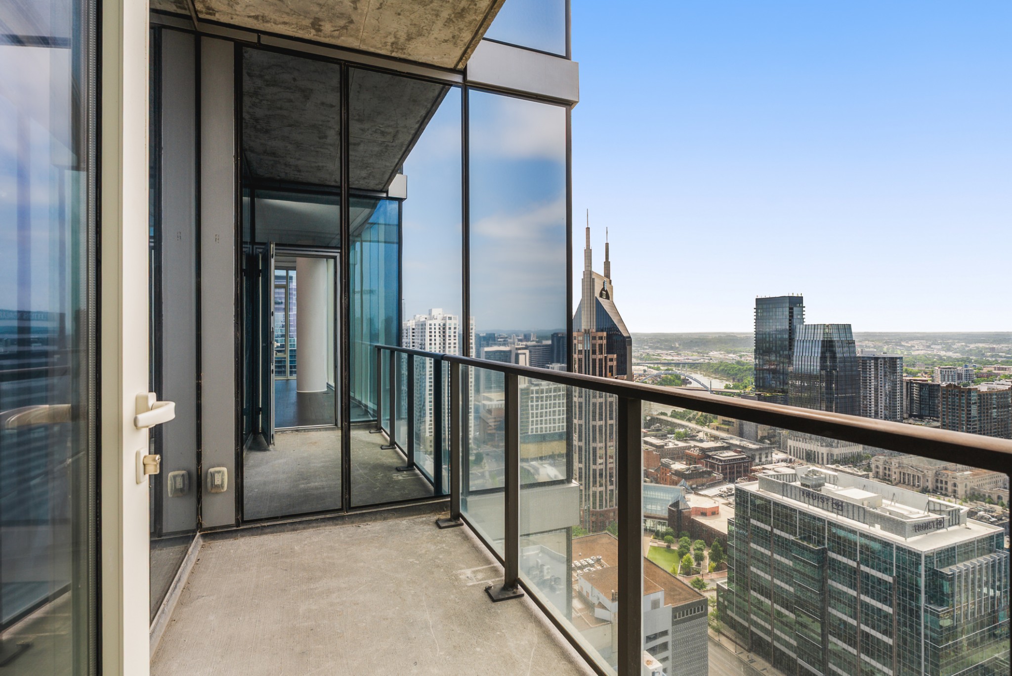 515 Church St Unit: 3010