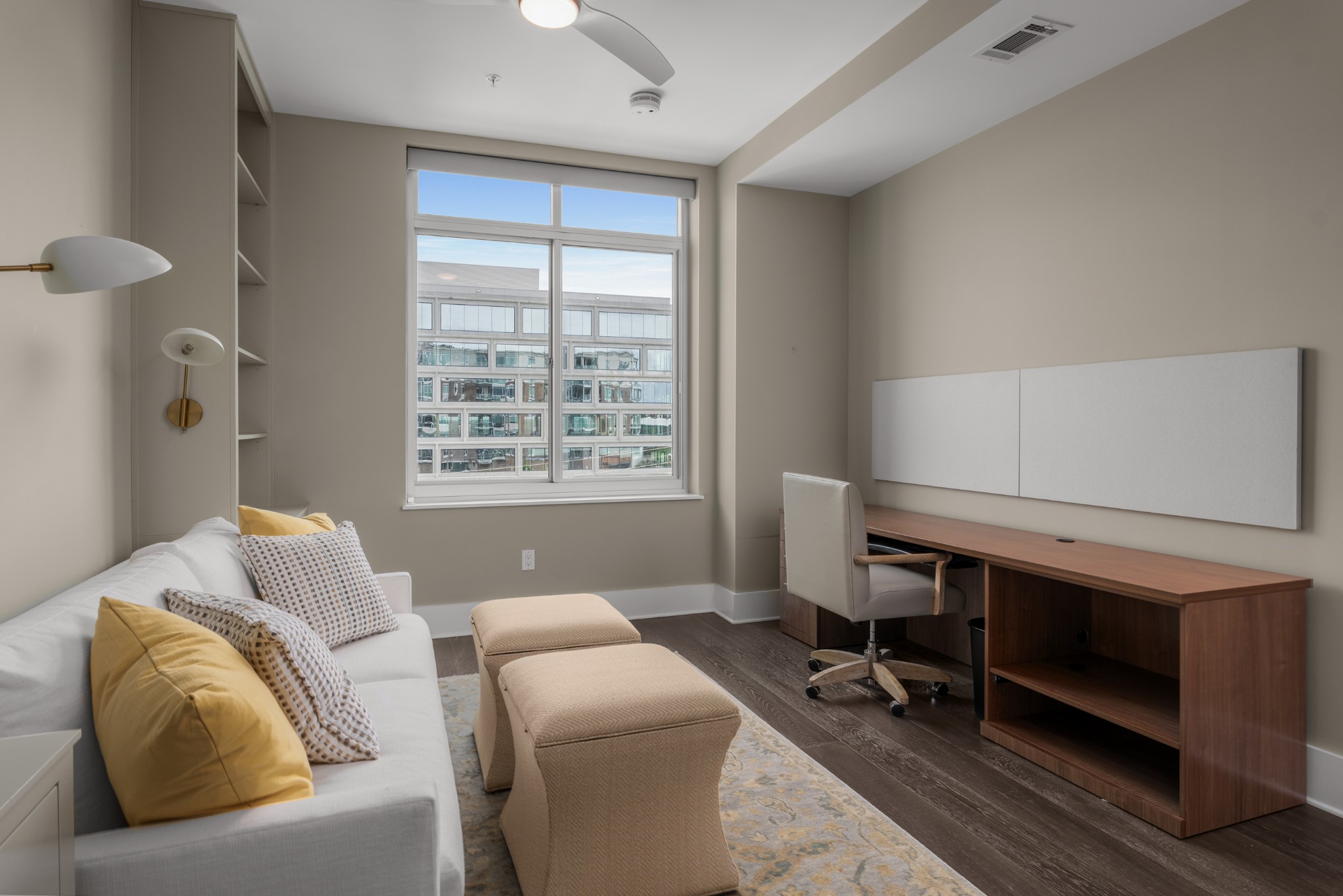 20 Rutledge St Unit: 303