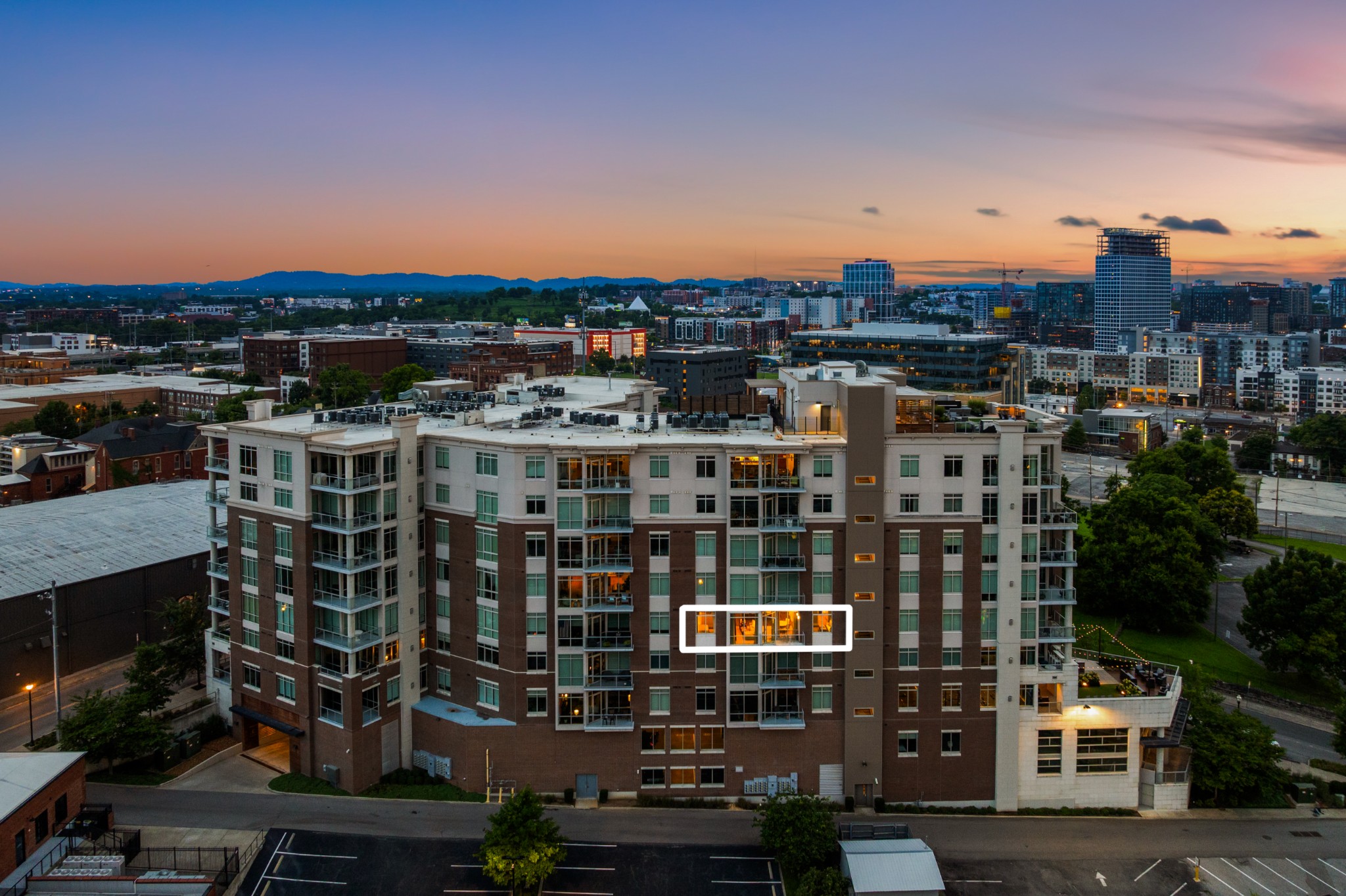 20 Rutledge St Unit: 303