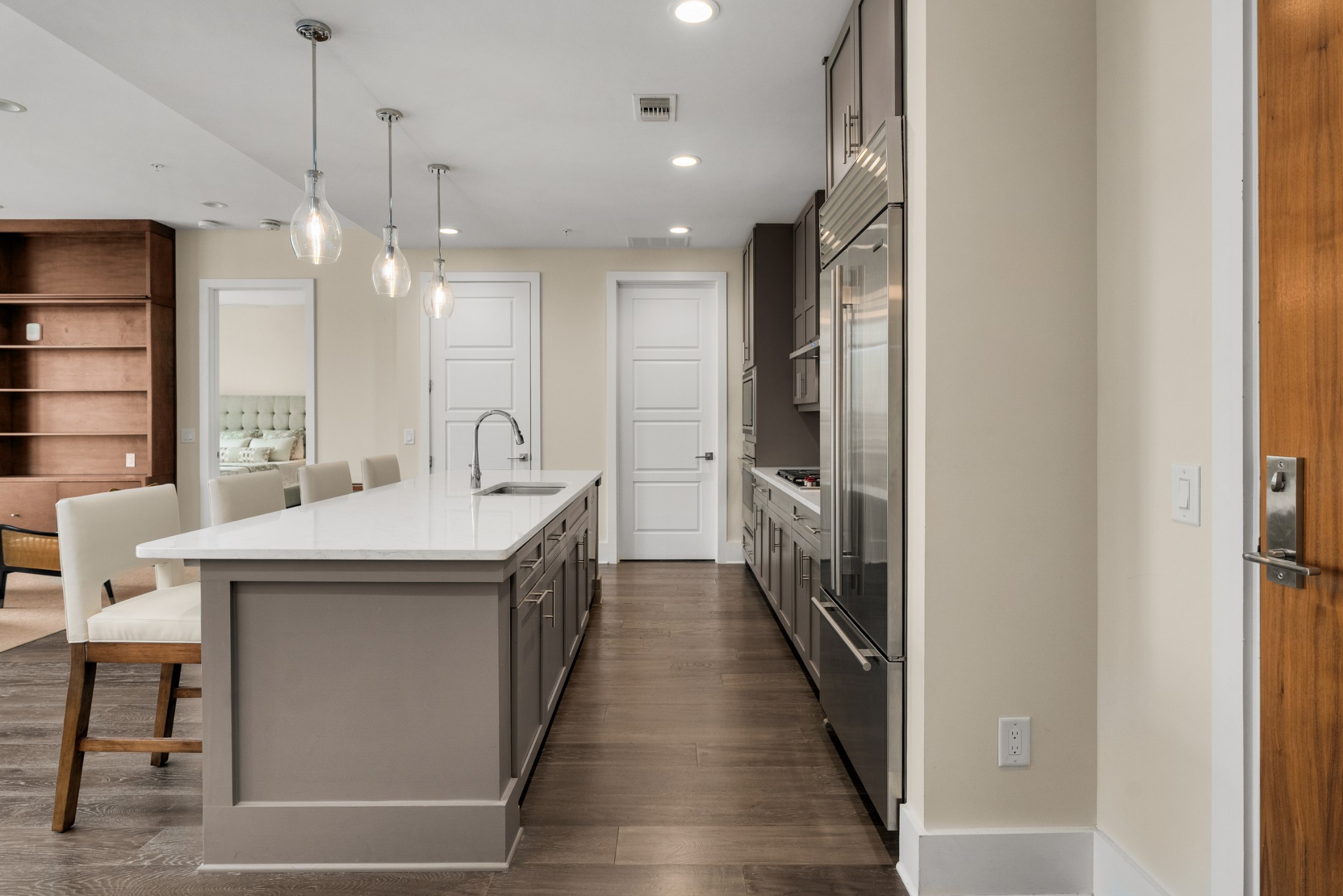 20 Rutledge St Unit: 303