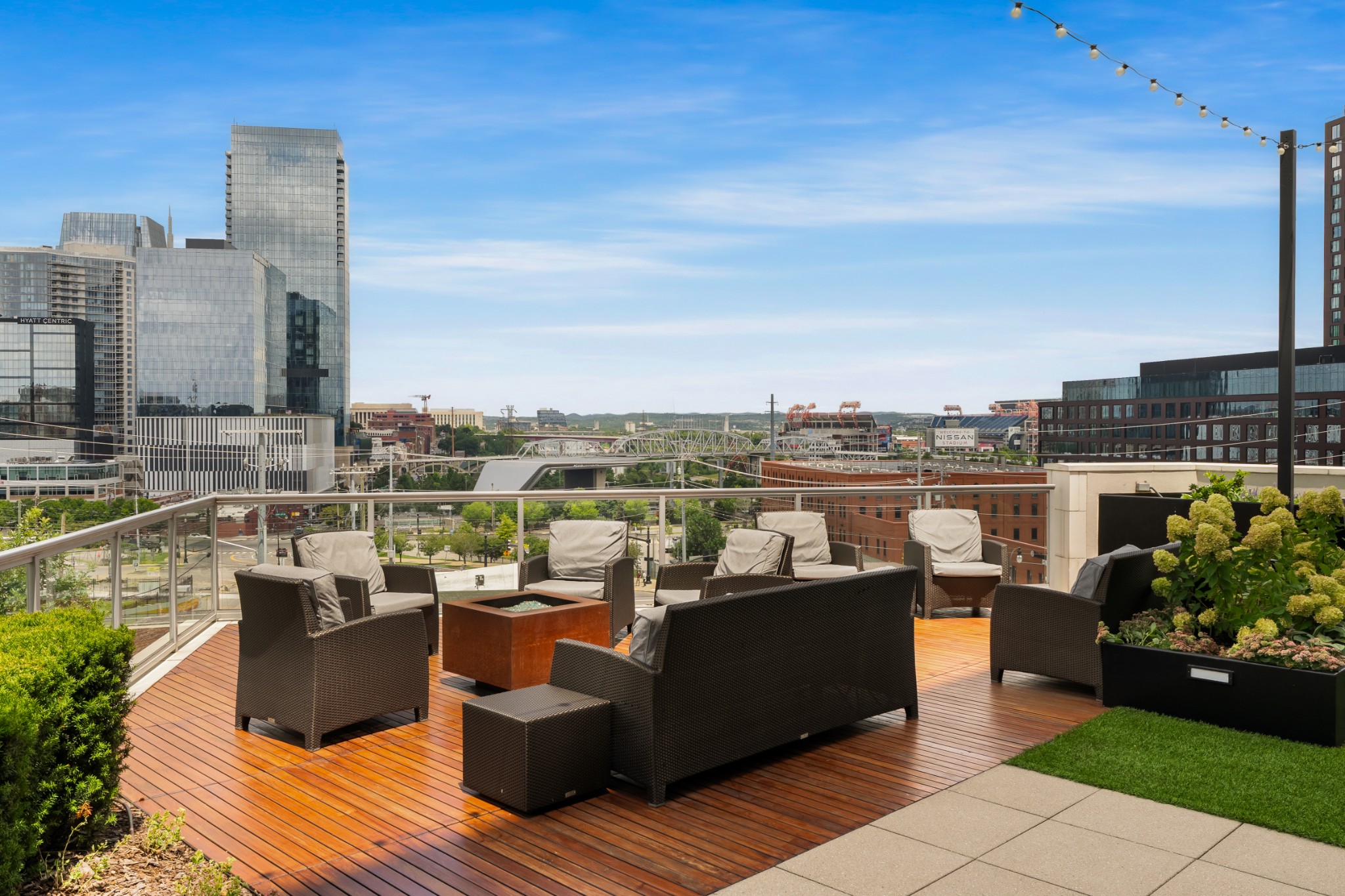 20 Rutledge St Unit: 303