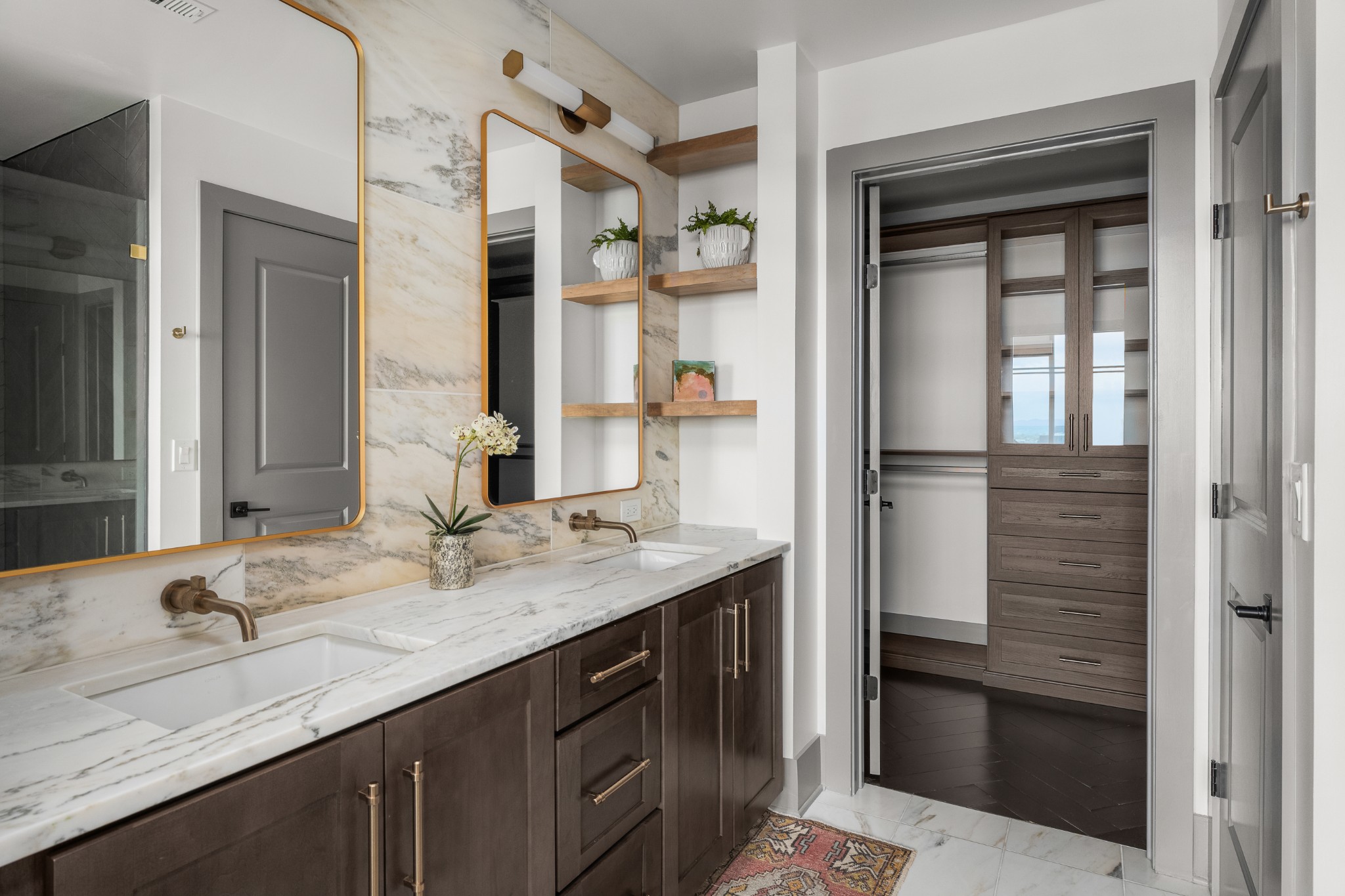 1616 West End Ave Unit: 2908
