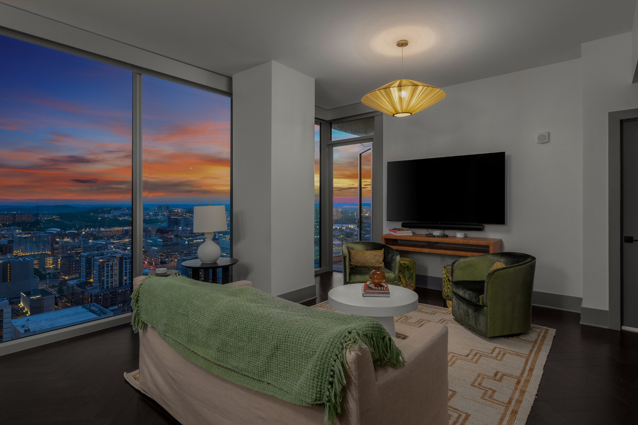 1616 West End Ave Unit: 2908