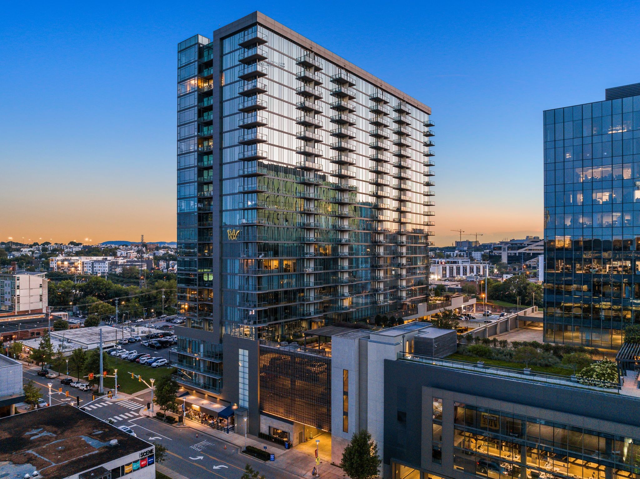 1212 Laurel St Unit: 609
