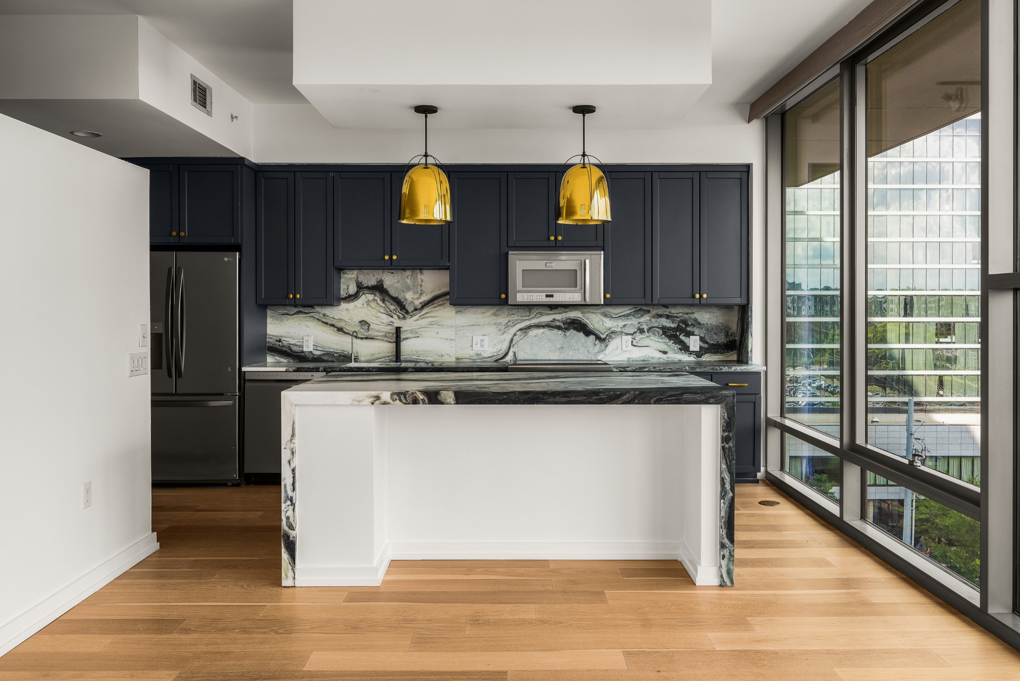 1212 Laurel St Unit: 609