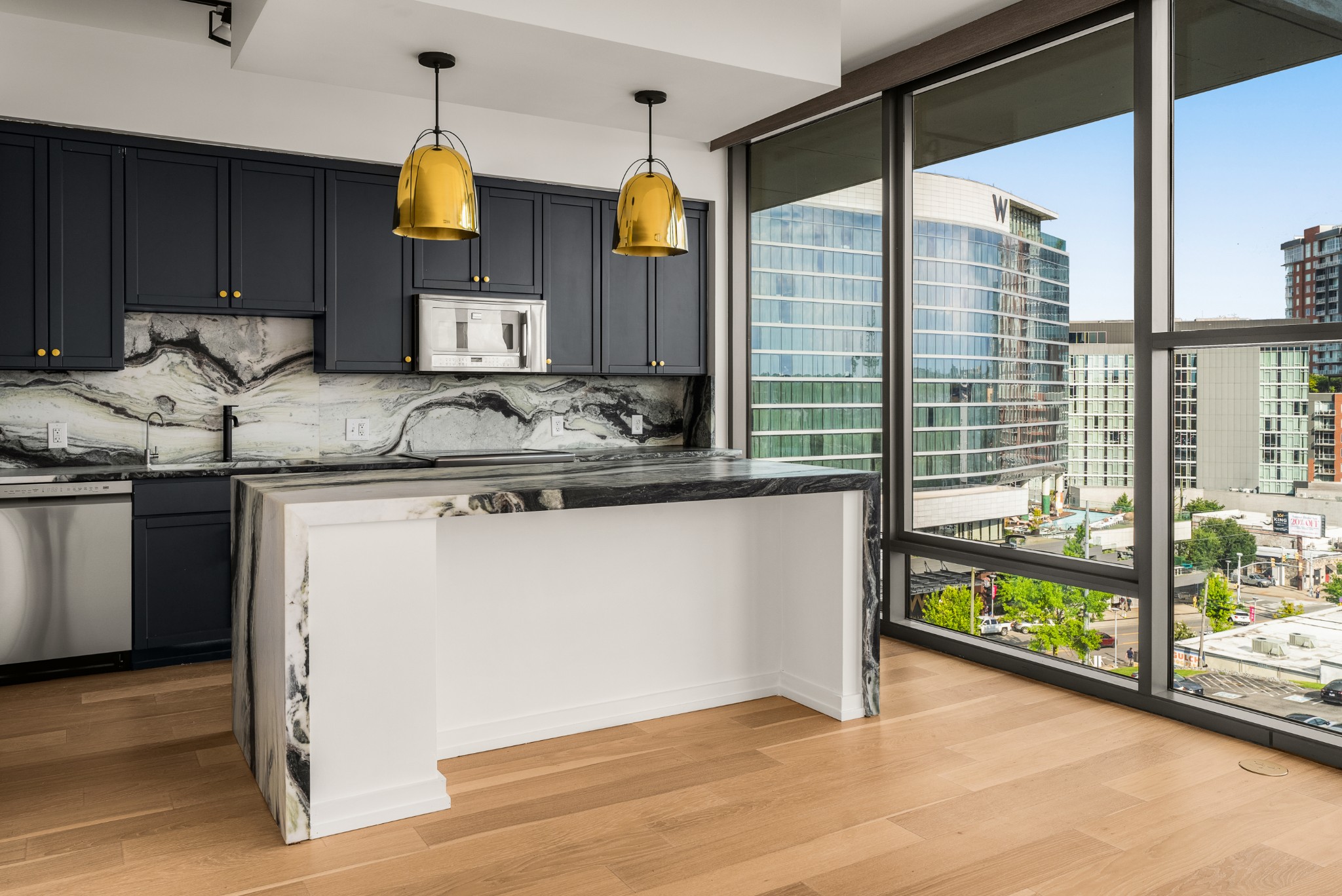 1212 Laurel St Unit: 609