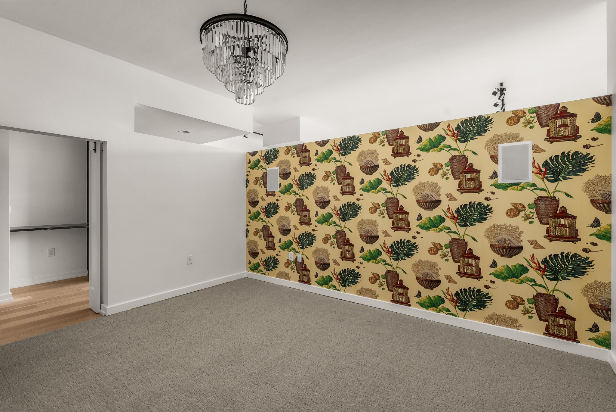 1212 Laurel St Unit: 609