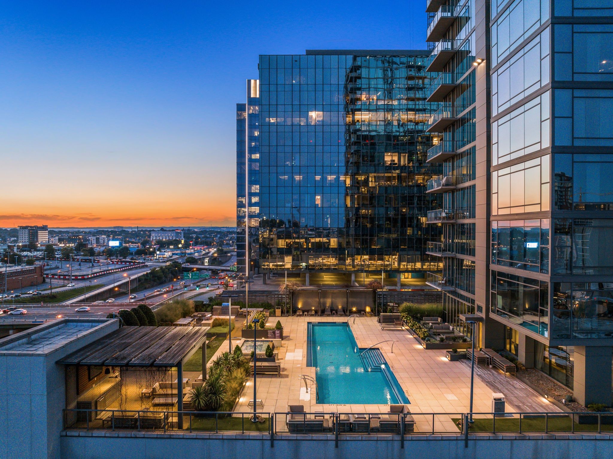 1212 Laurel St Unit: 609