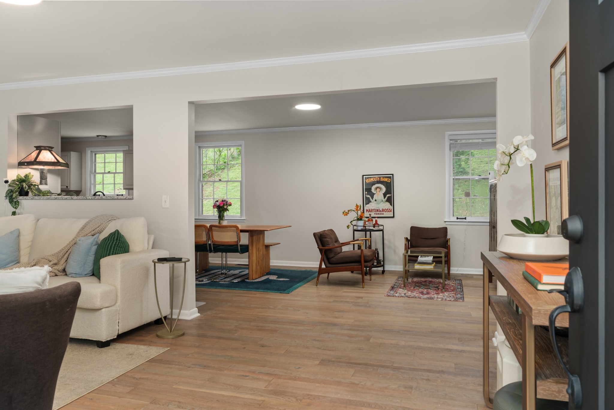 654 Huntington Pkwy