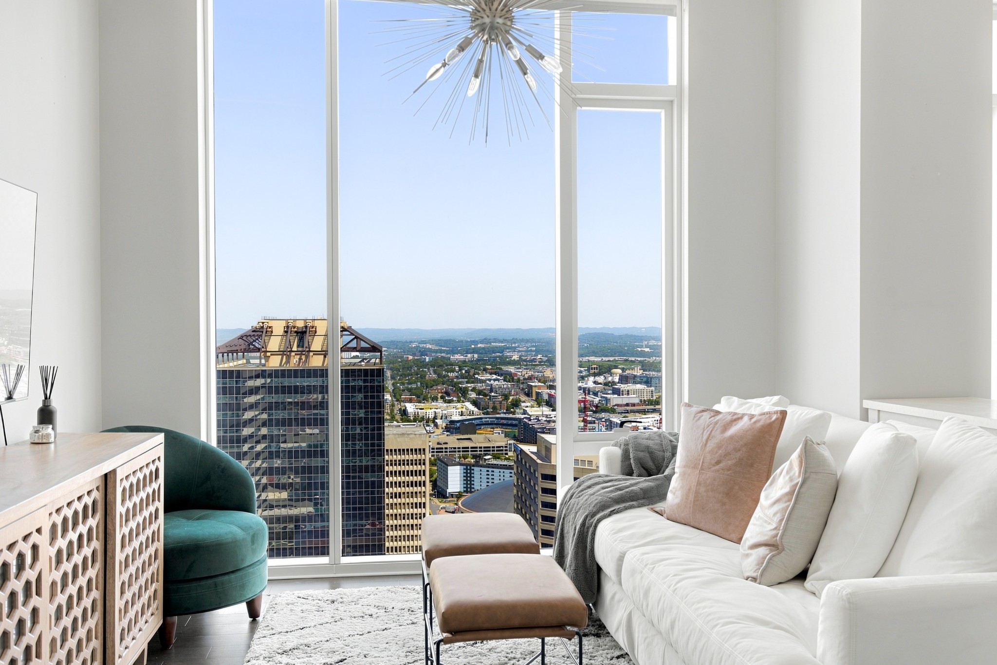 515 Church St Unit: 3302