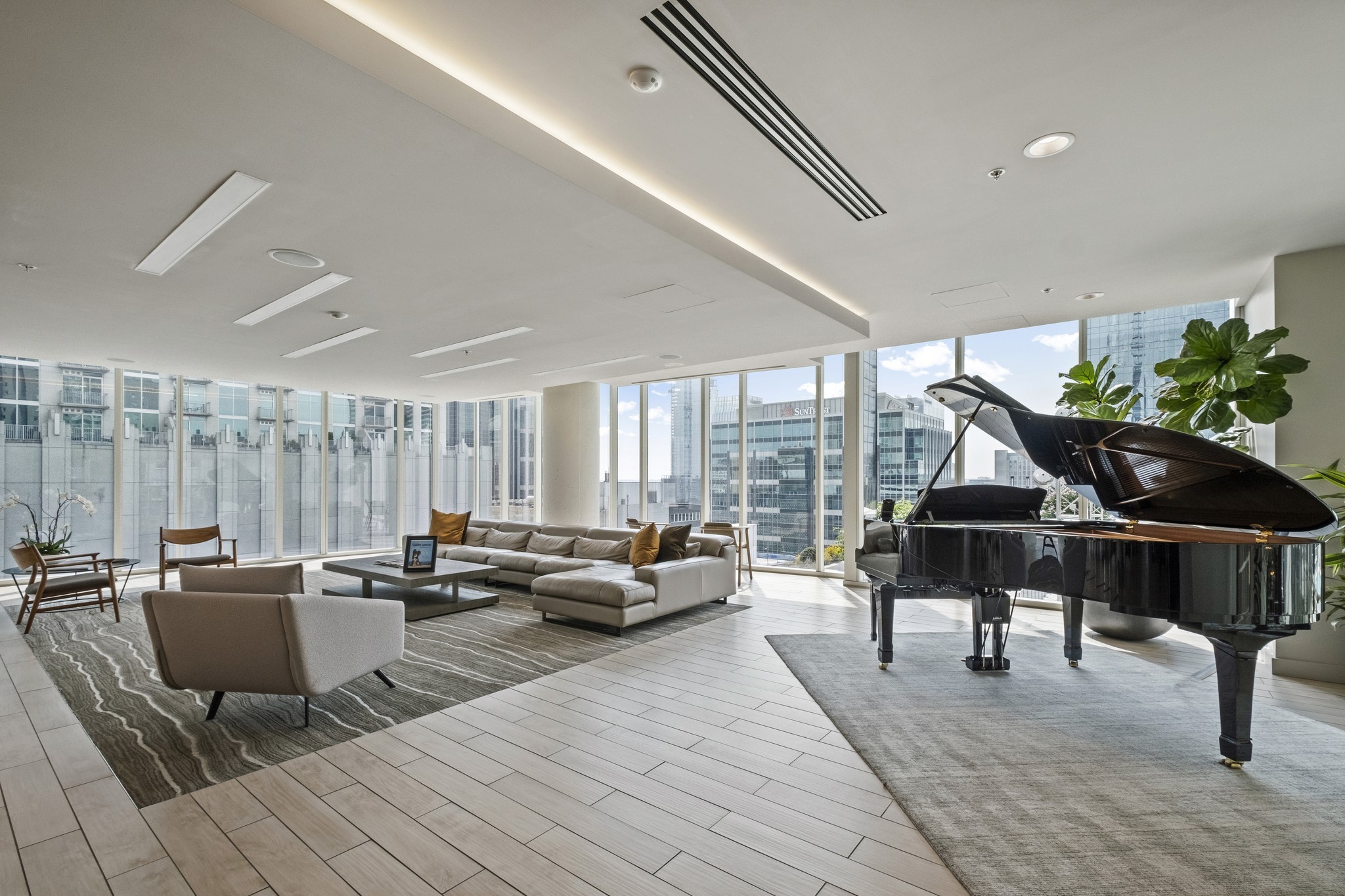 515 Church St Unit: 3302