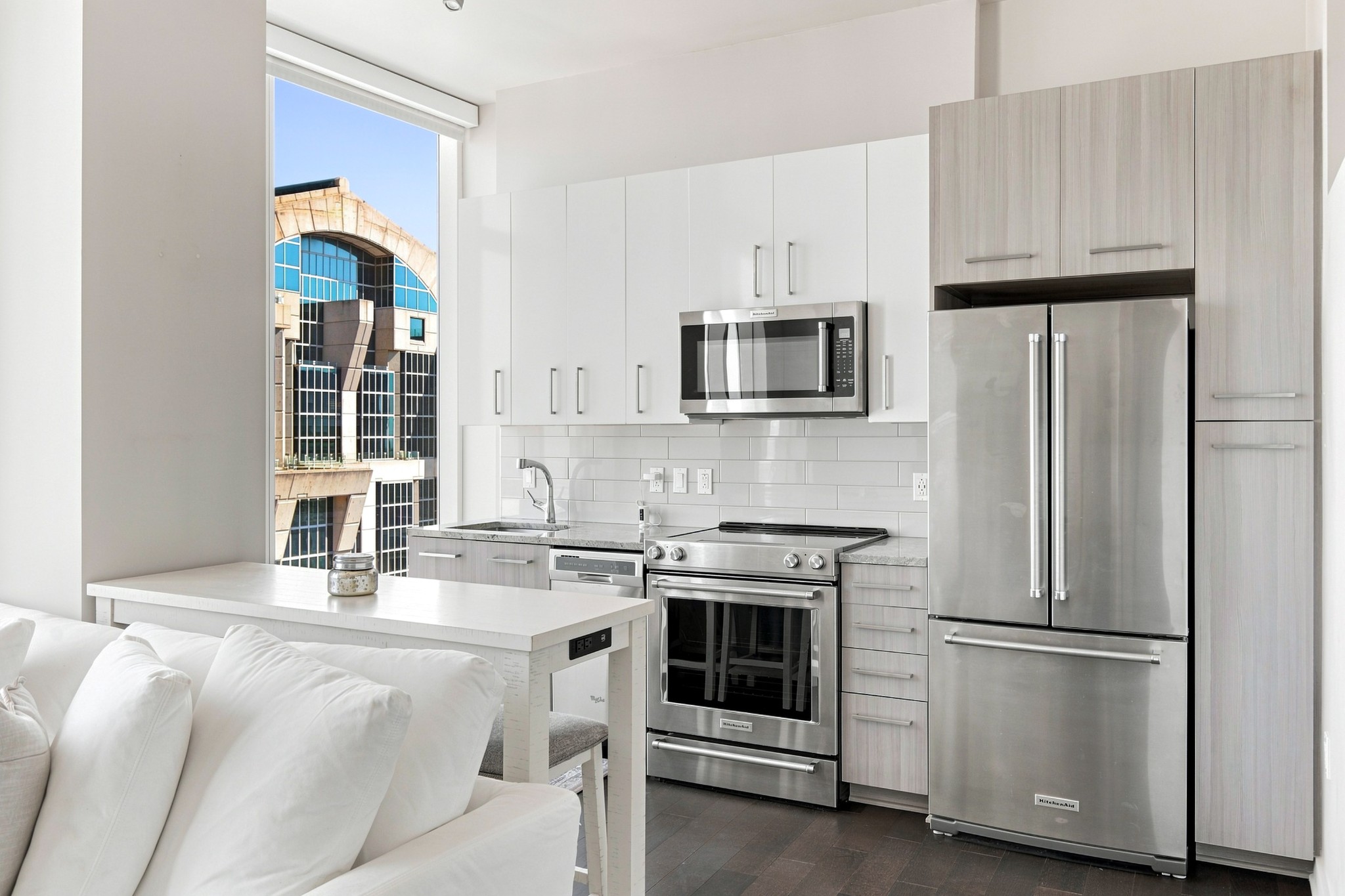 515 Church St Unit: 3302