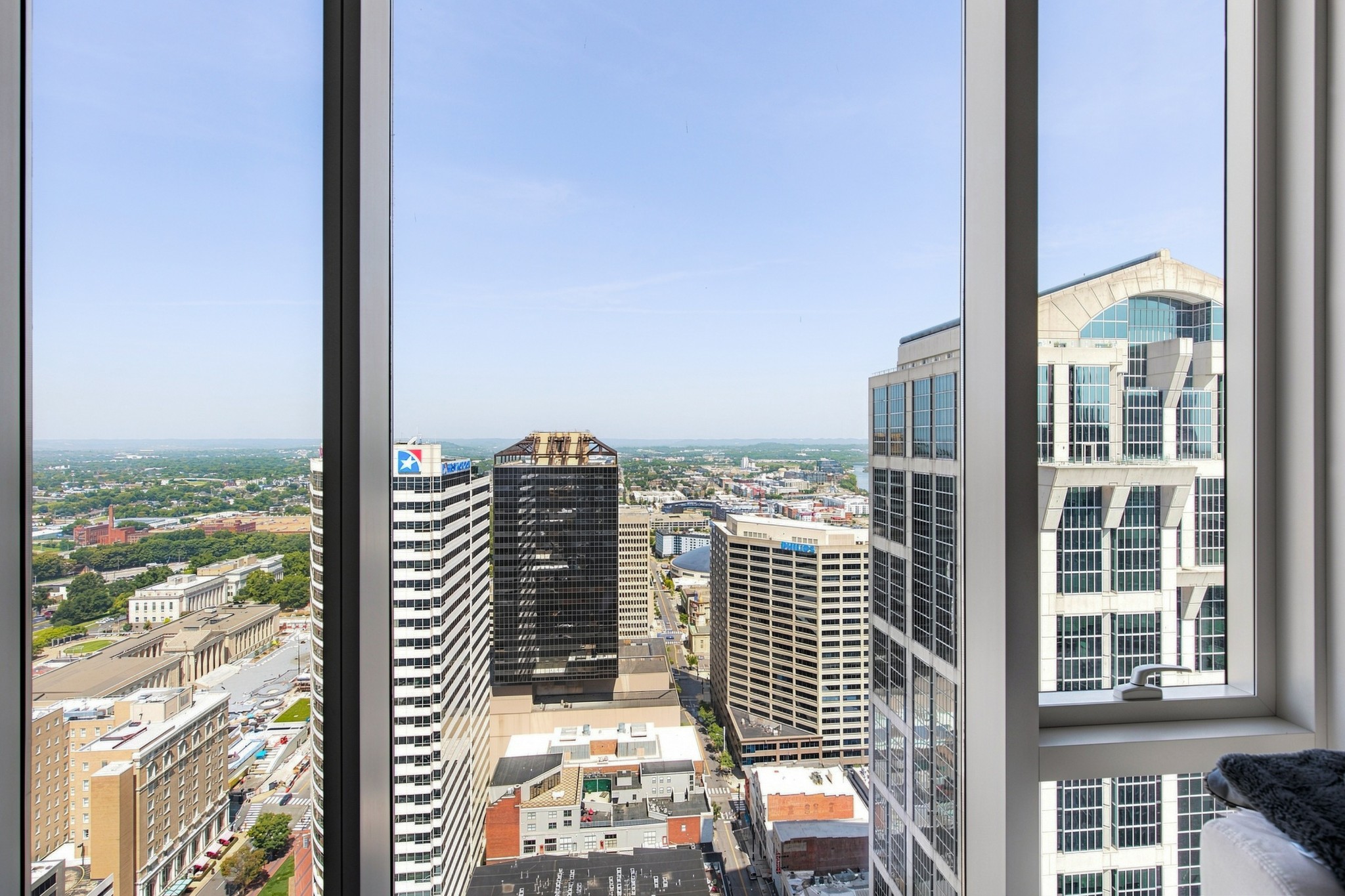 515 Church St Unit: 3302