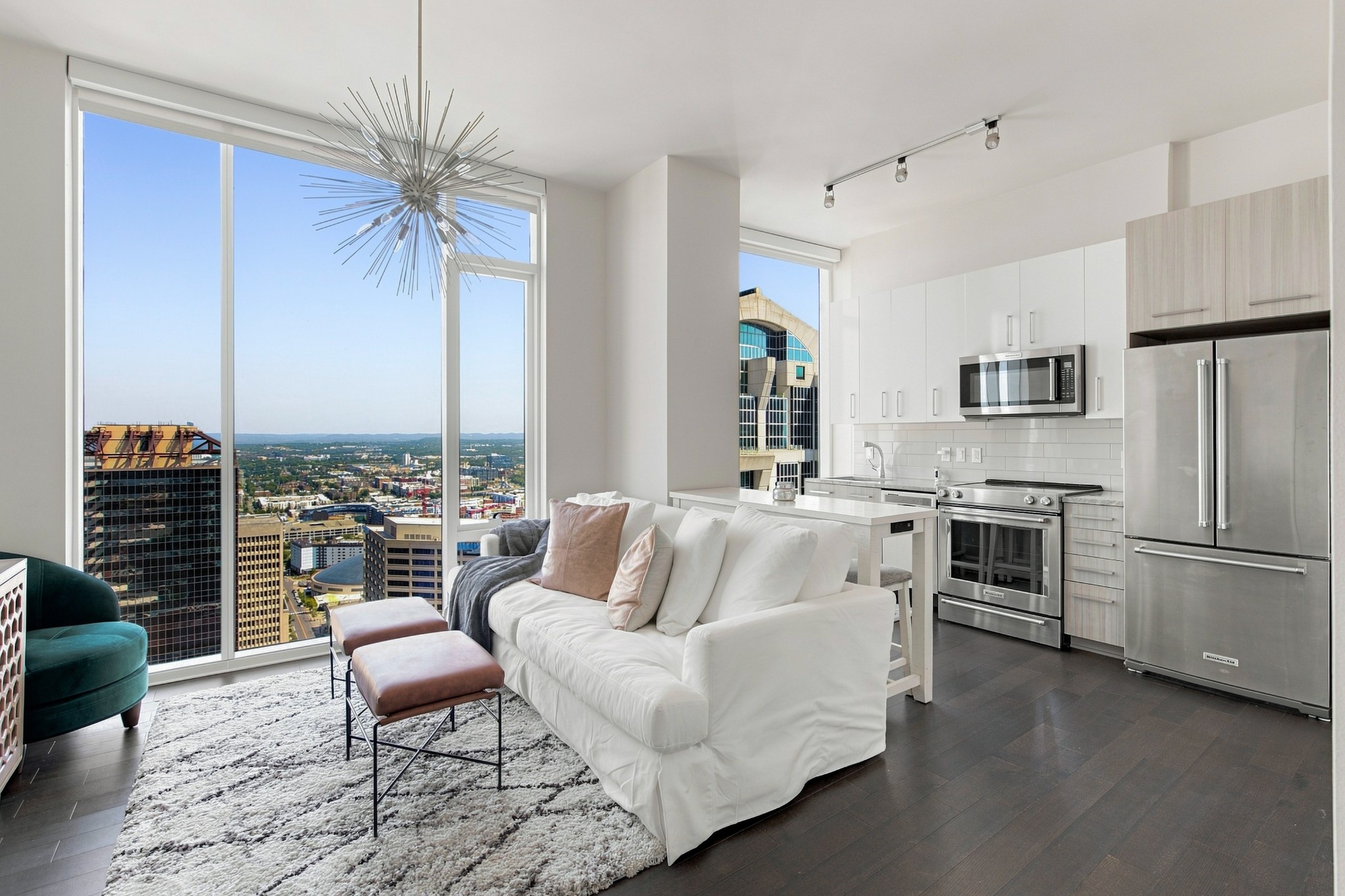 515 Church St Unit: 3302