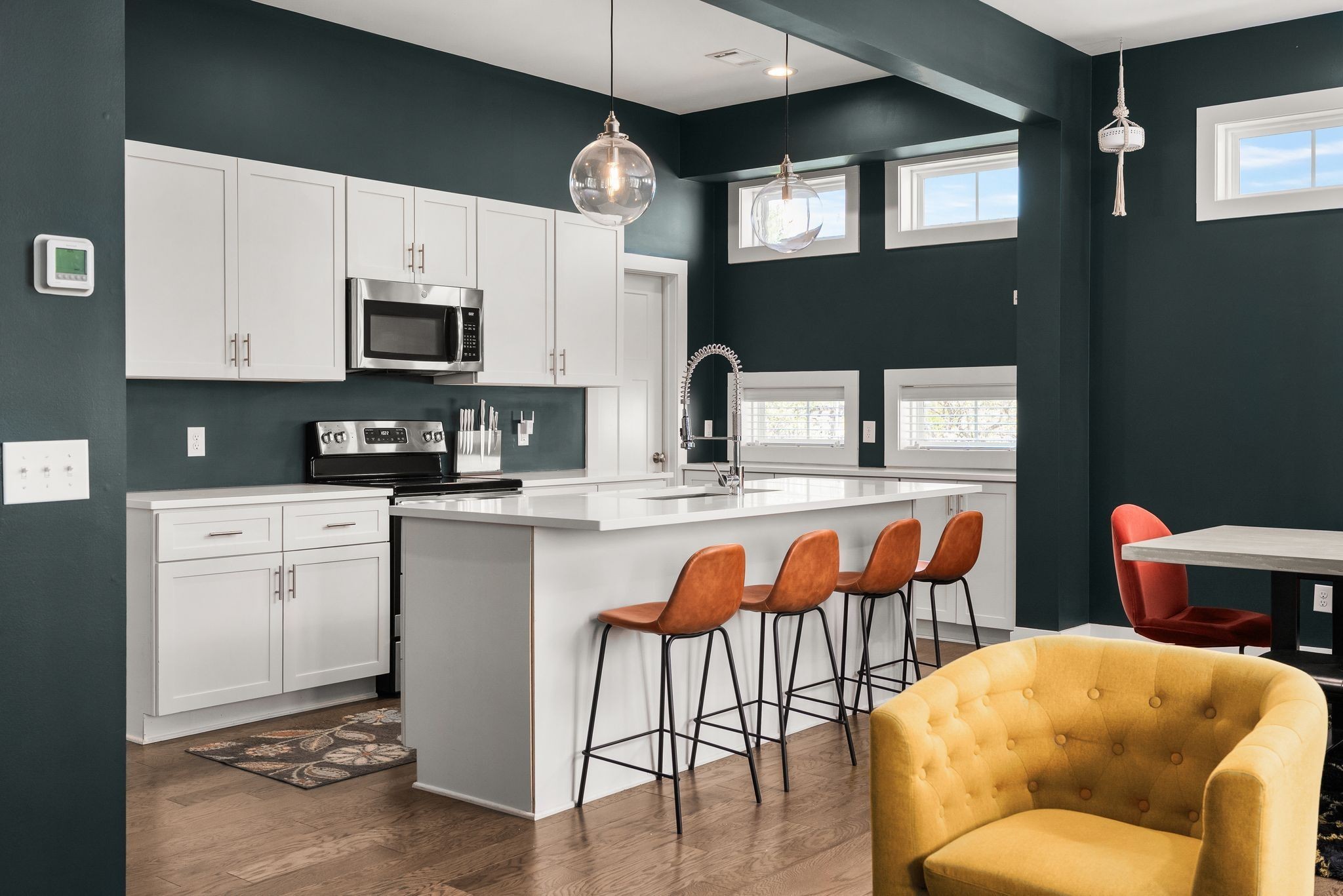 2021 Beech Ave Unit: 1