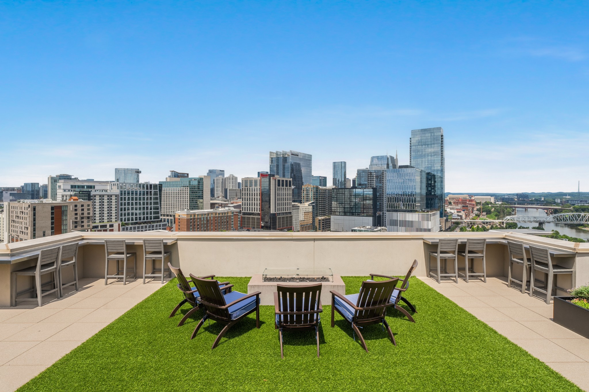 20 Rutledge St Unit: 303