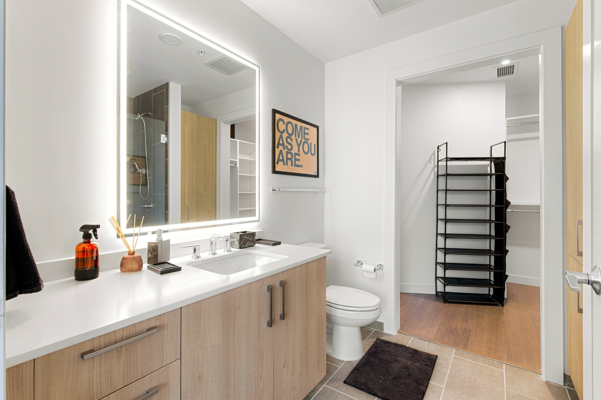 1212 Demonbreun St Unit: 1811