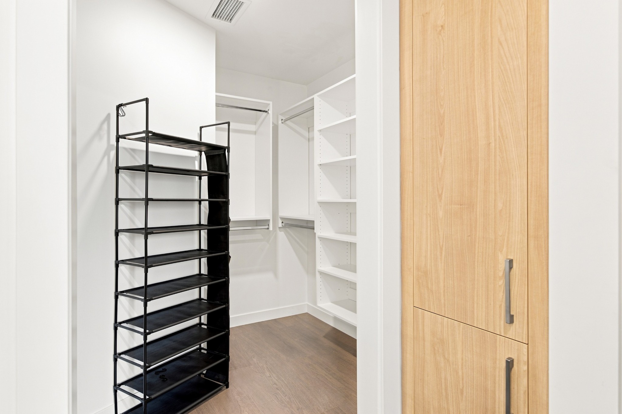 1212 Demonbreun St Unit: 1811