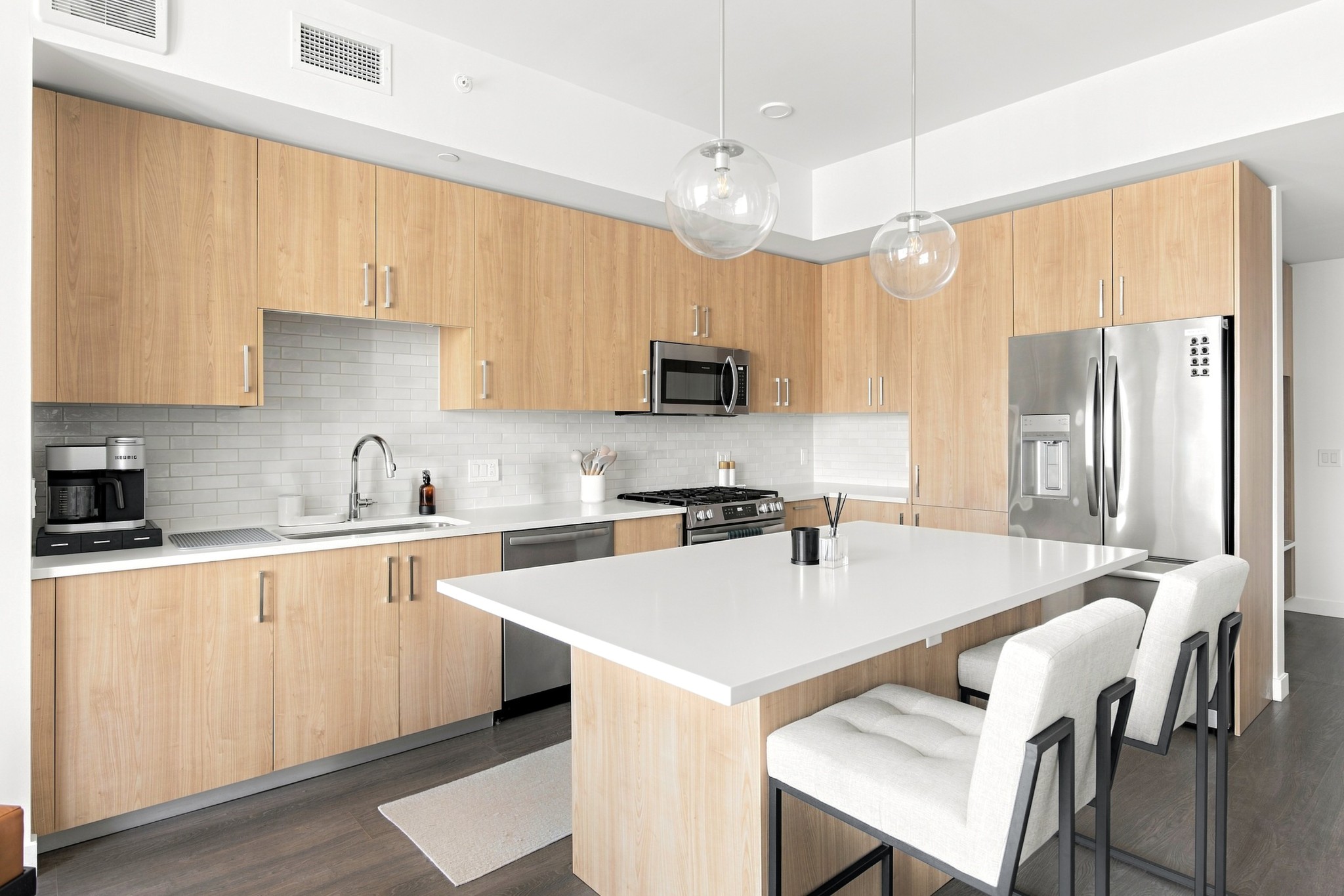 1212 Demonbreun St Unit: 1811