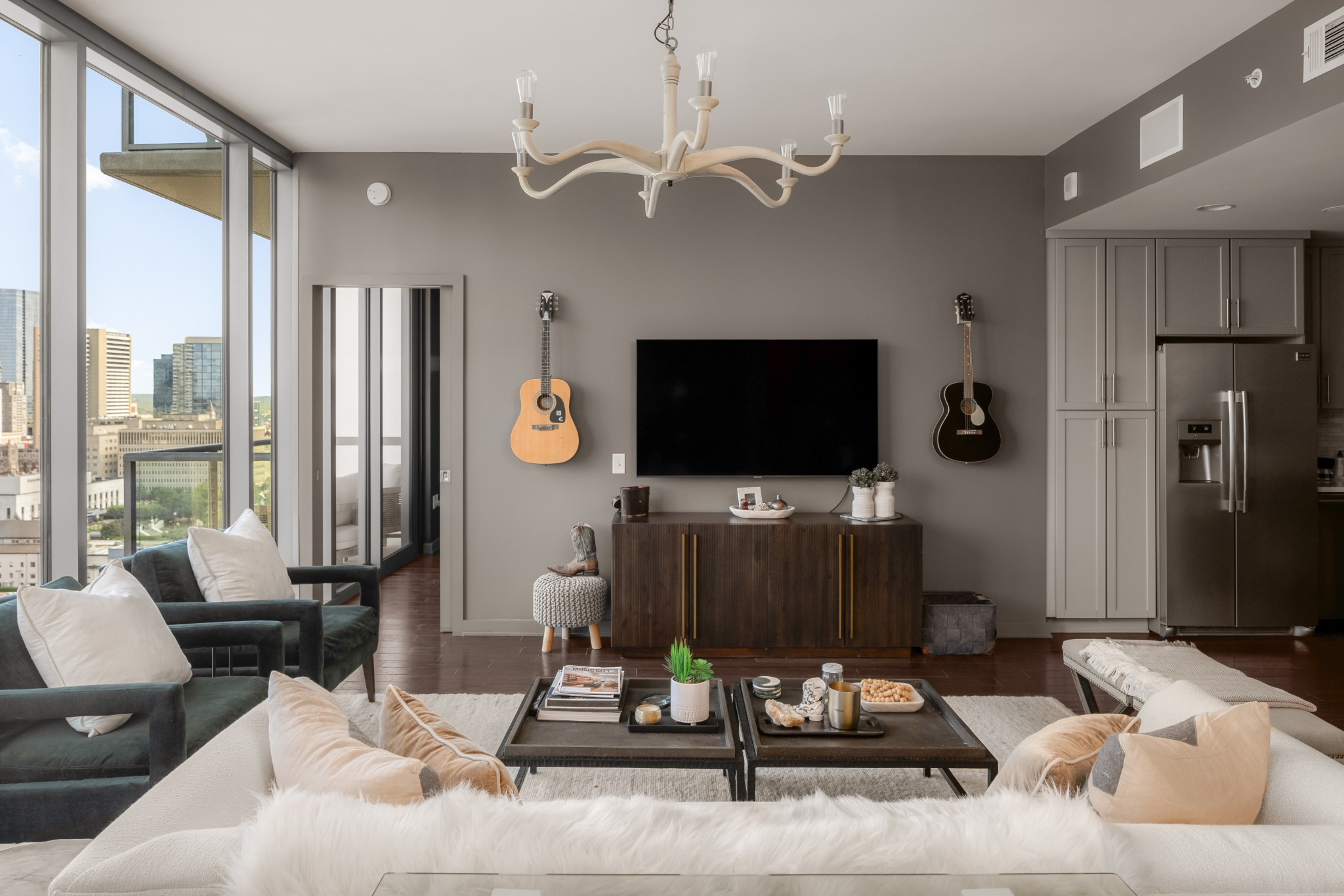 1212 Laurel St Unit: 1704