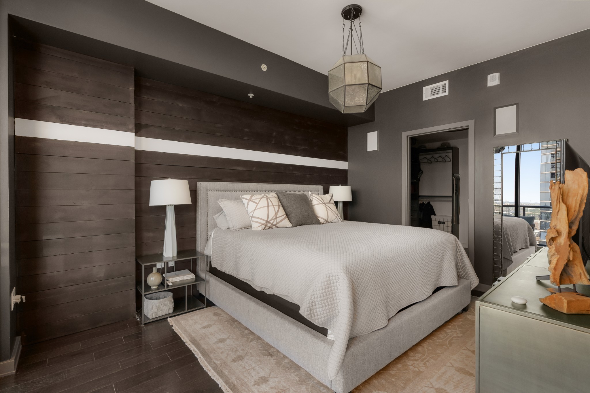 1212 Laurel St Unit: 1704