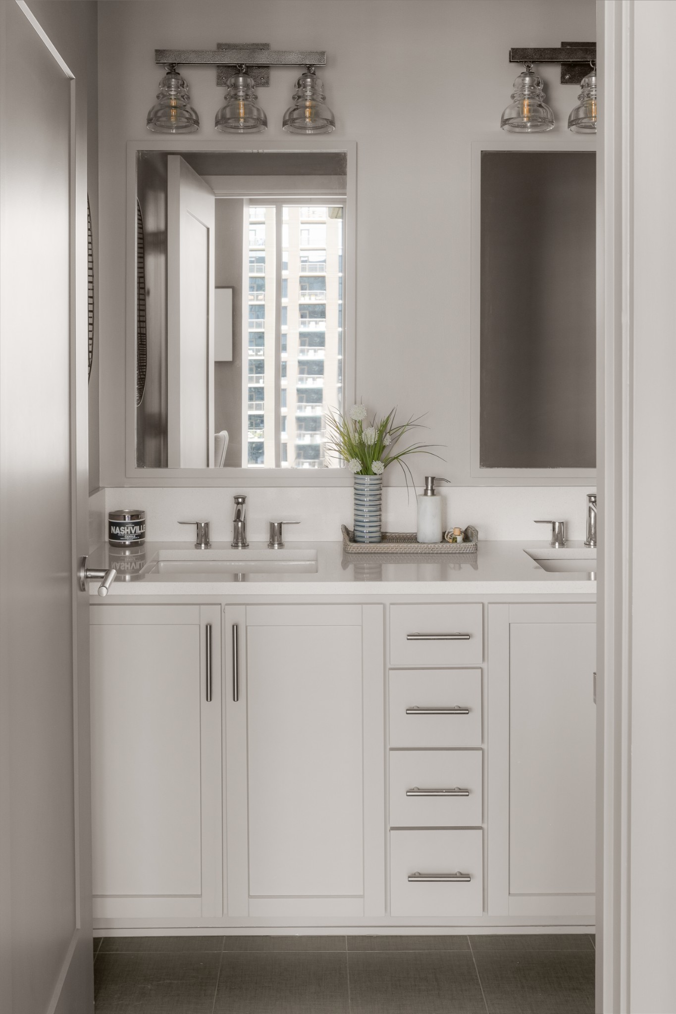 1212 Laurel St Unit: 1704
