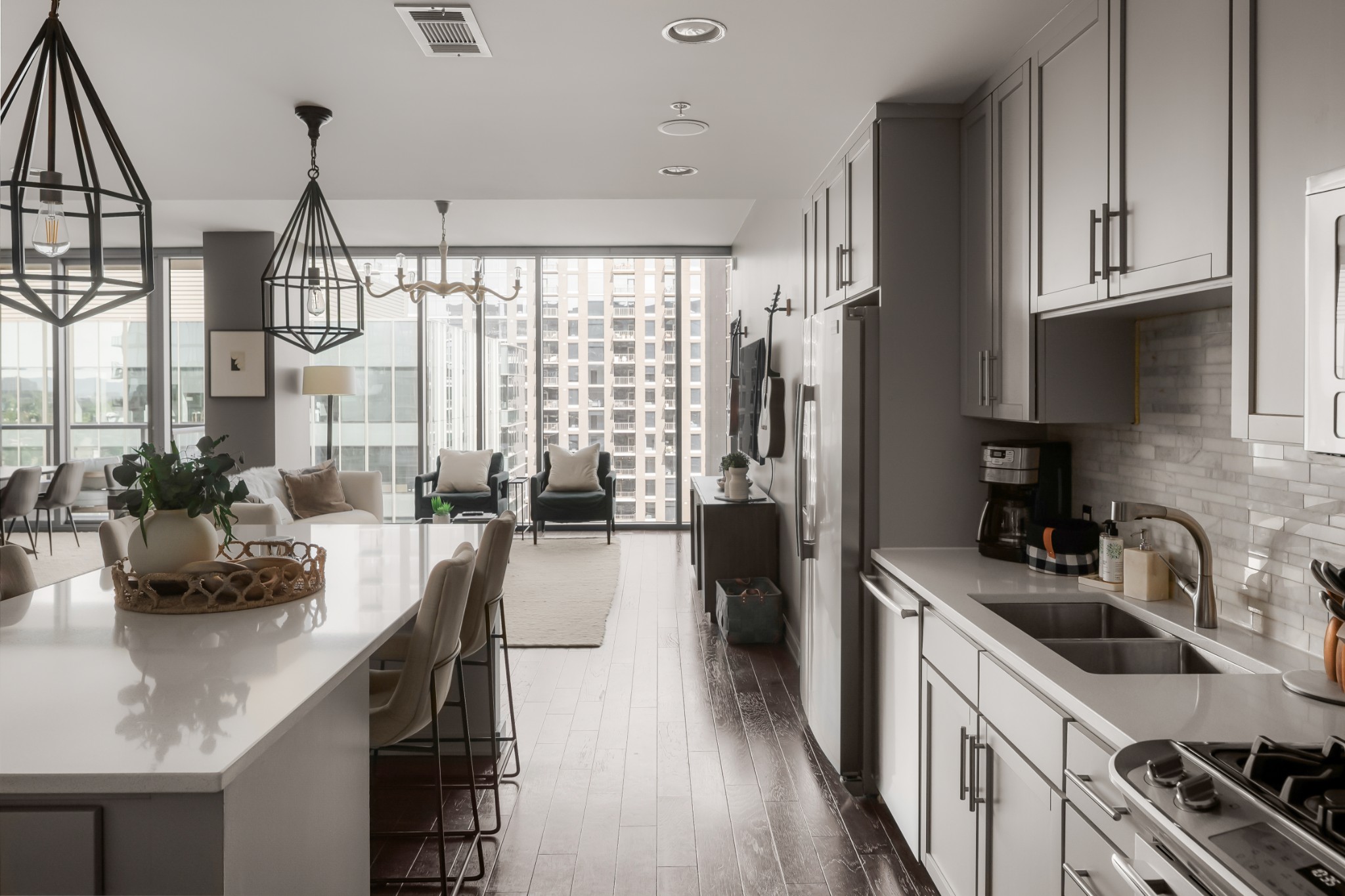 1212 Laurel St Unit: 1704