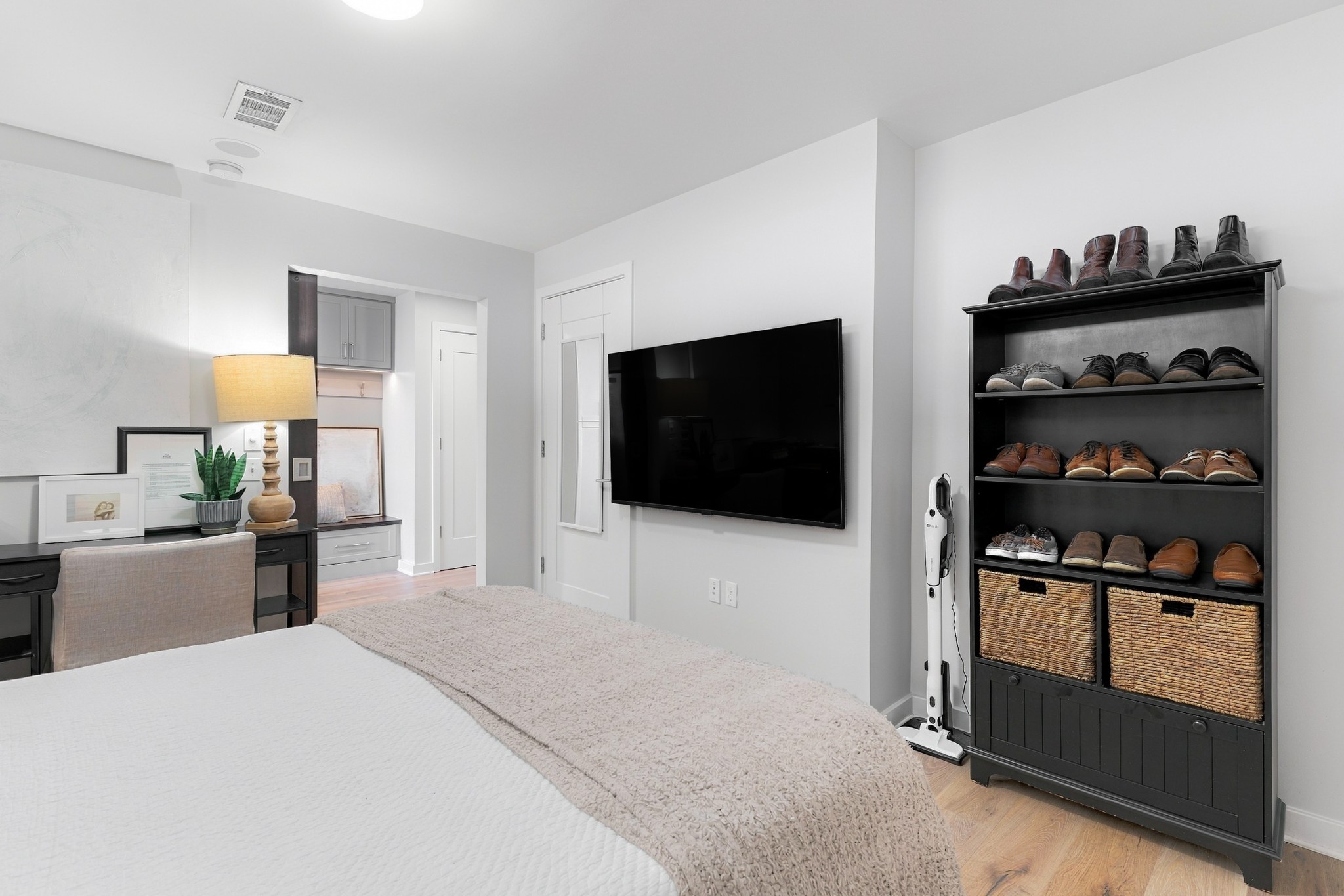 1212 Laurel St Unit: 1807