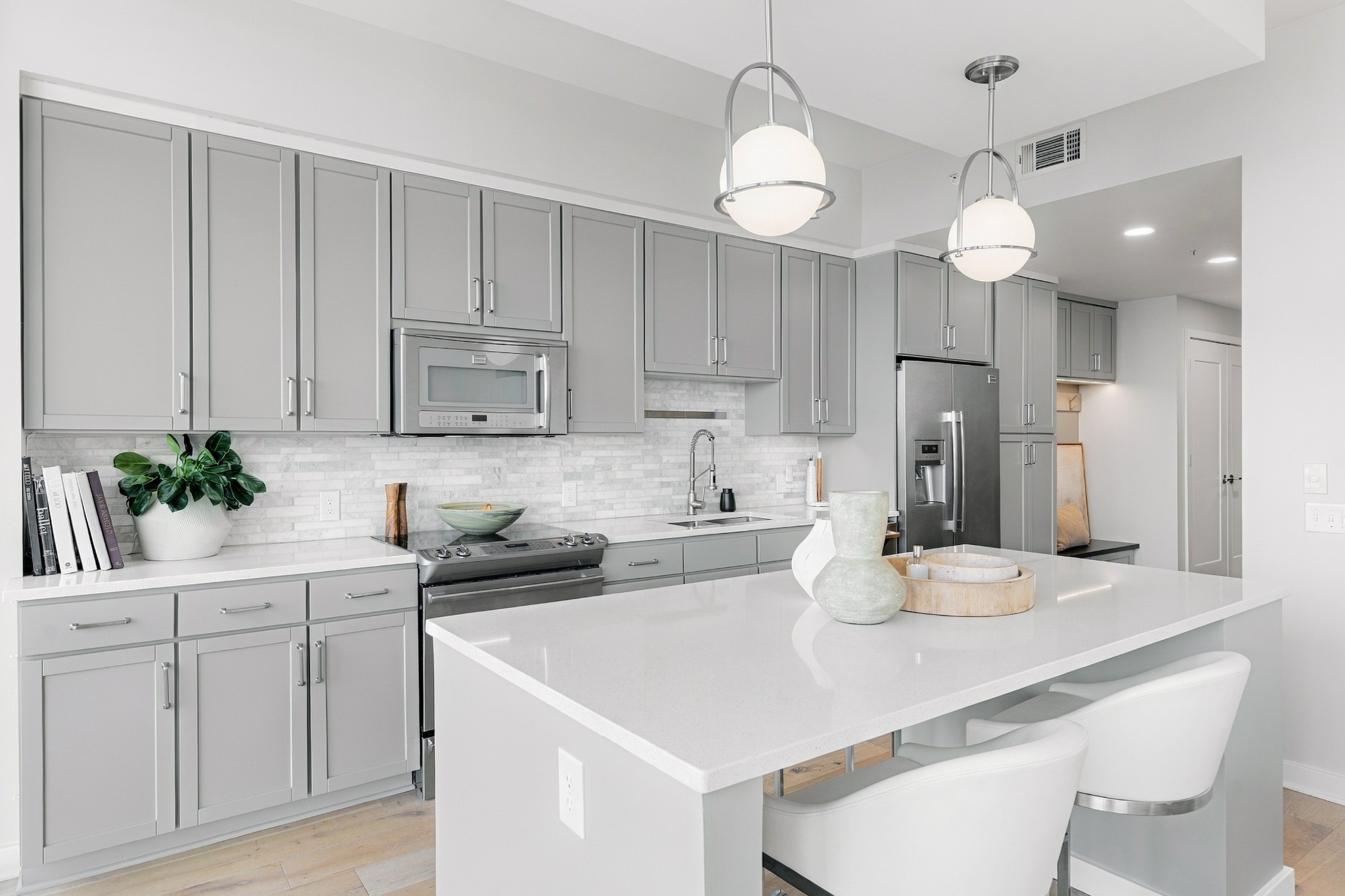 1212 Laurel St Unit: 1807