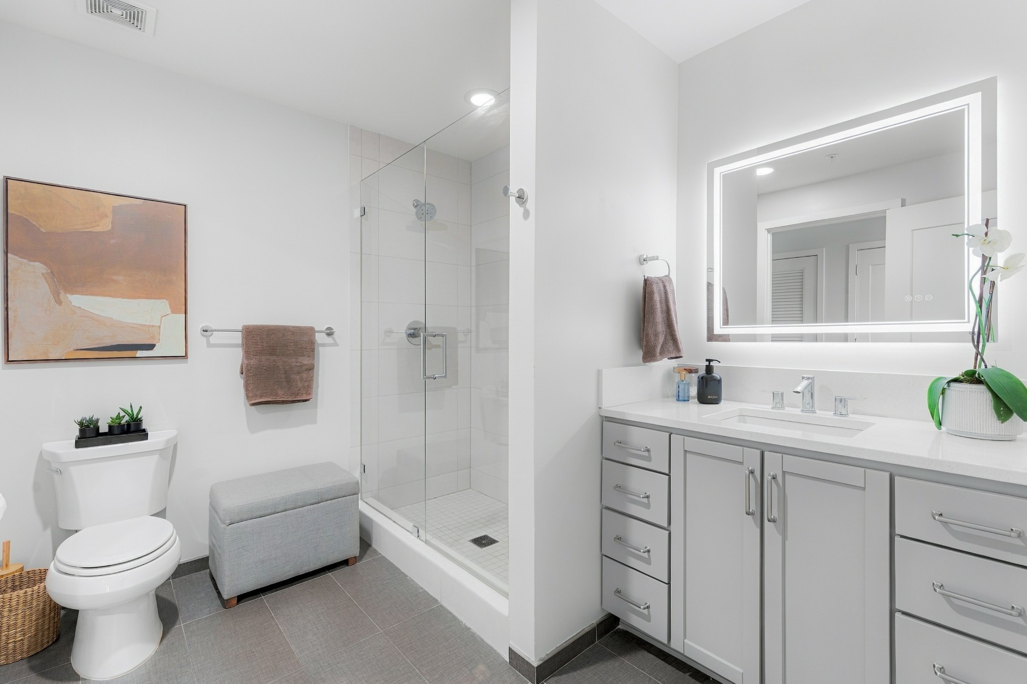 1212 Laurel St Unit: 1807