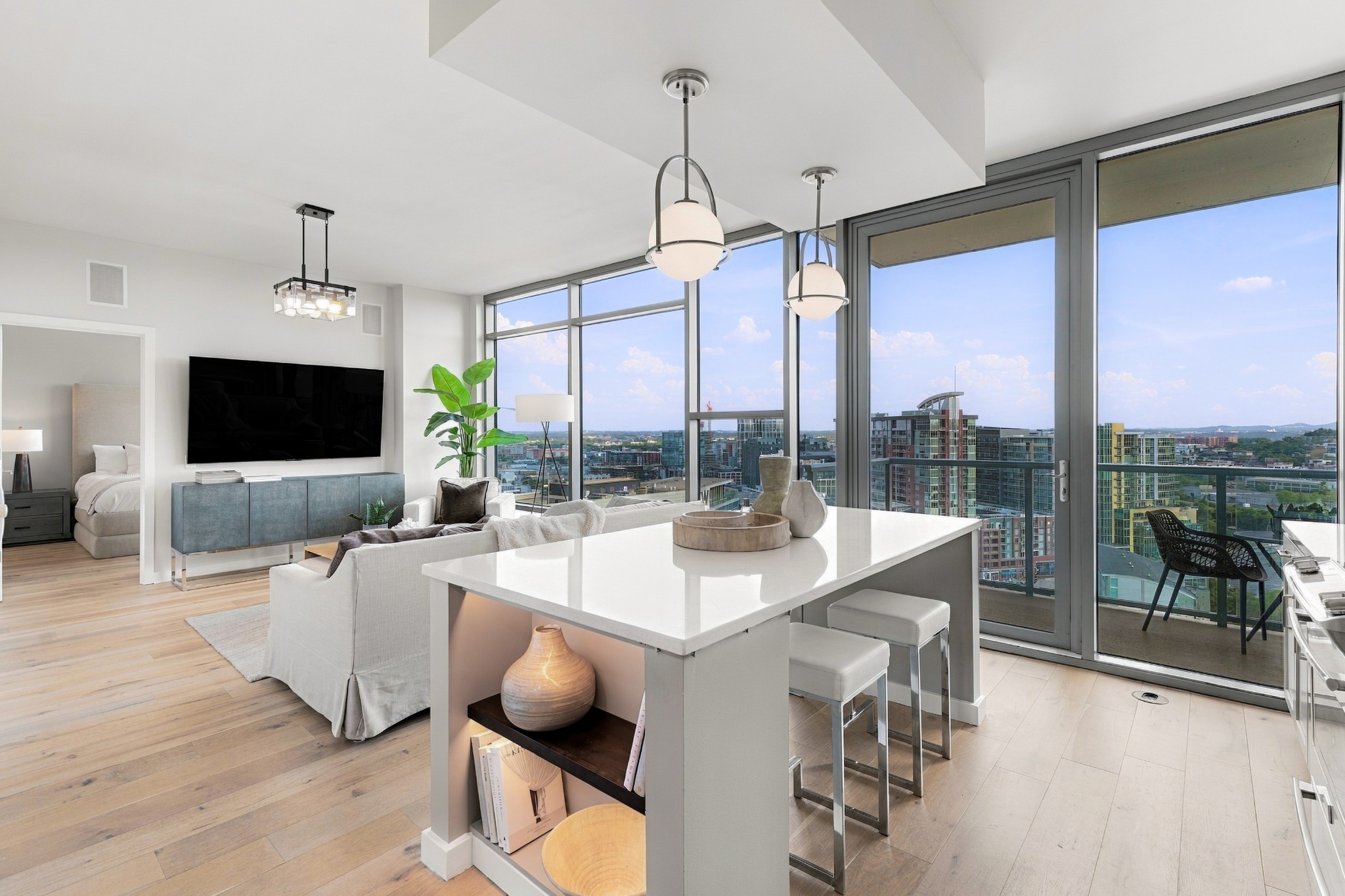 1212 Laurel St Unit: 1807