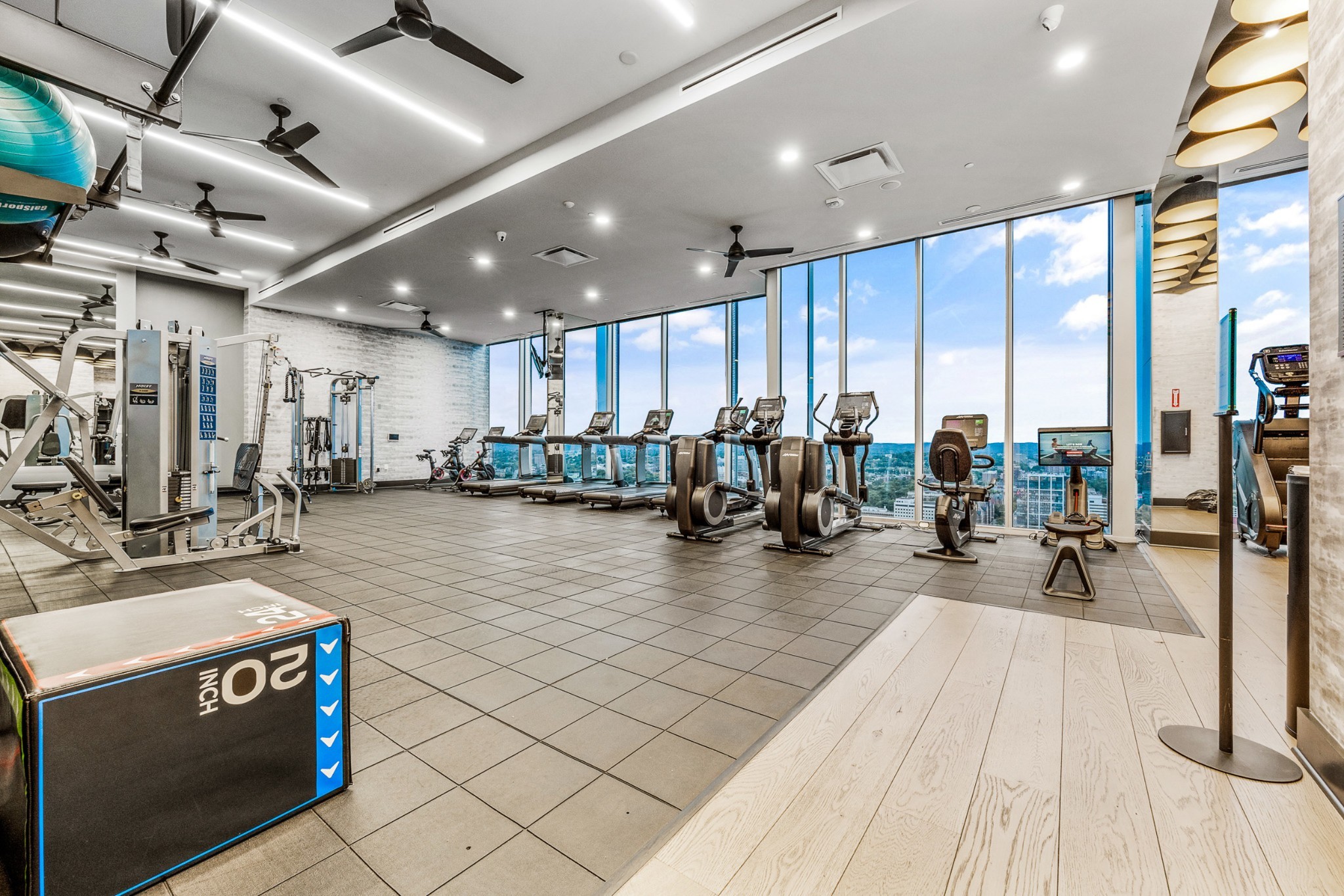 1616 West End Ave Unit: 3001