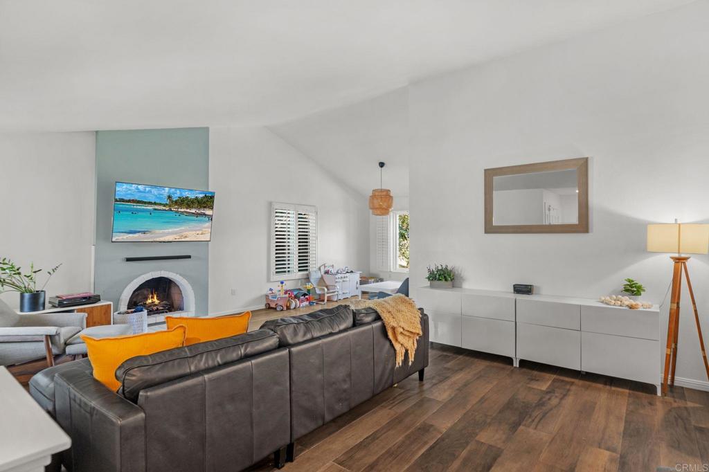 3402 Summer Set Way