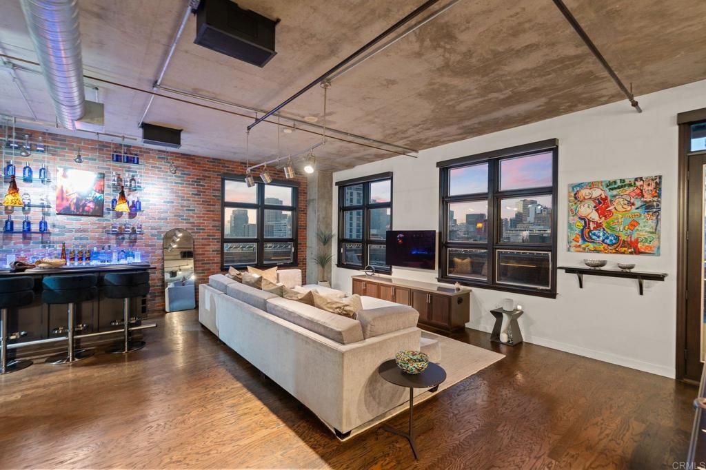 877 Island Avenue 701