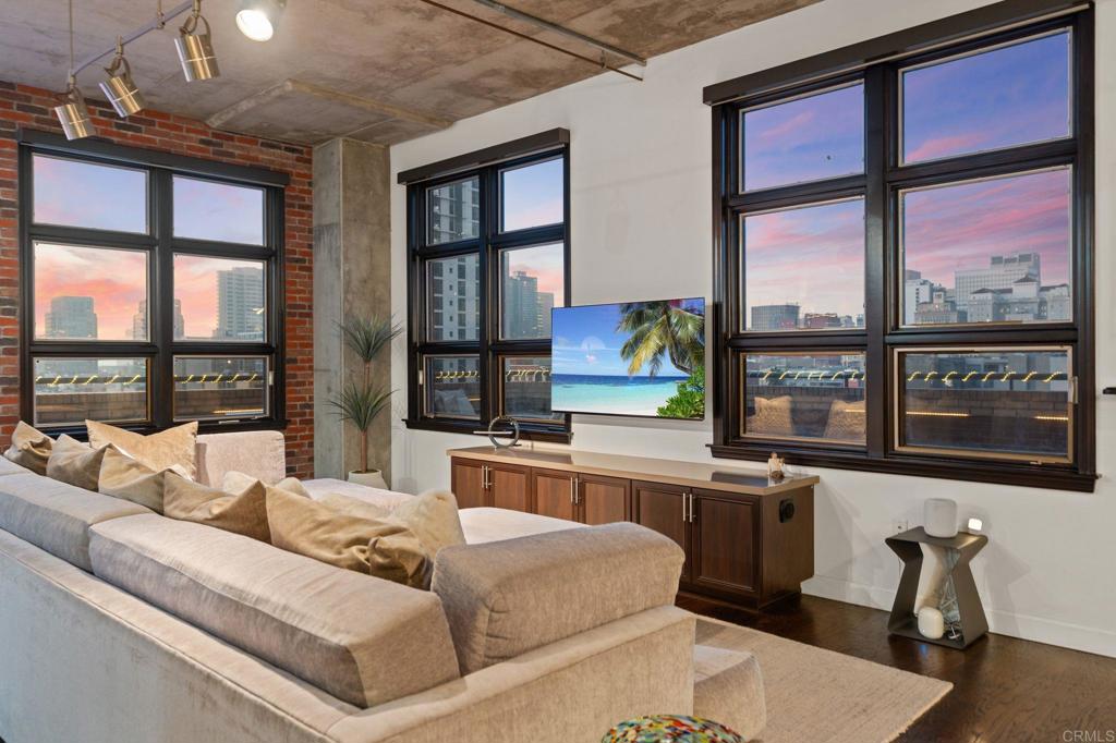 877 Island Avenue 701